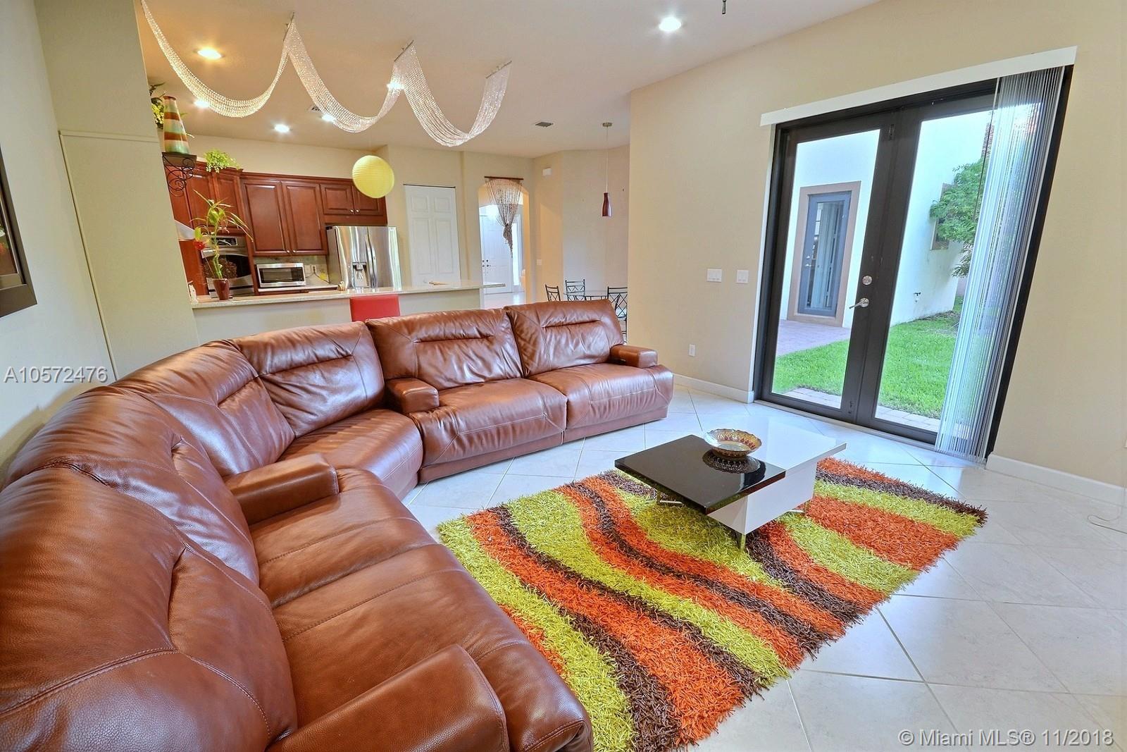 ESTADA AT MONTERRA - Residential Lease