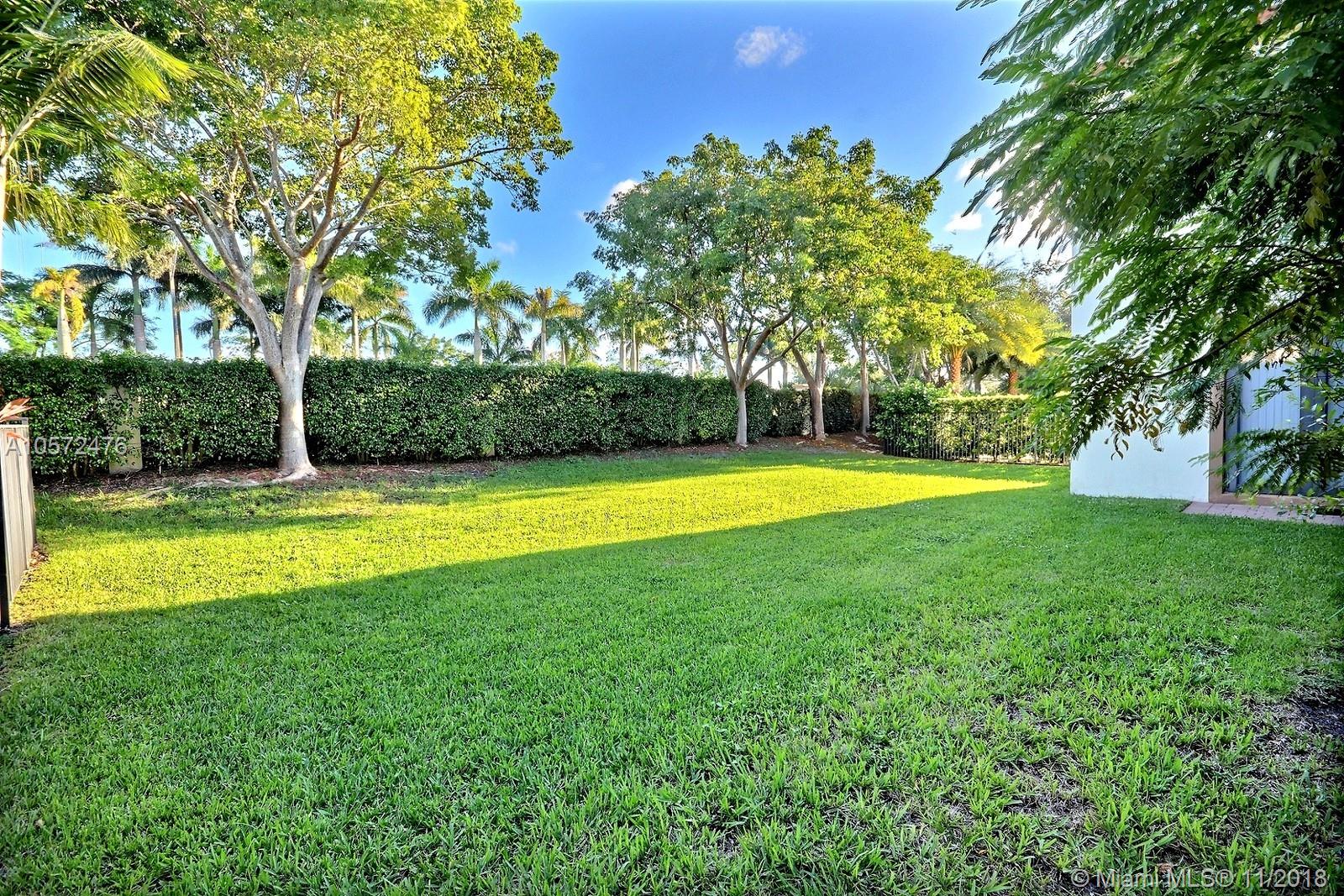 ESTADA AT MONTERRA - Residential Lease