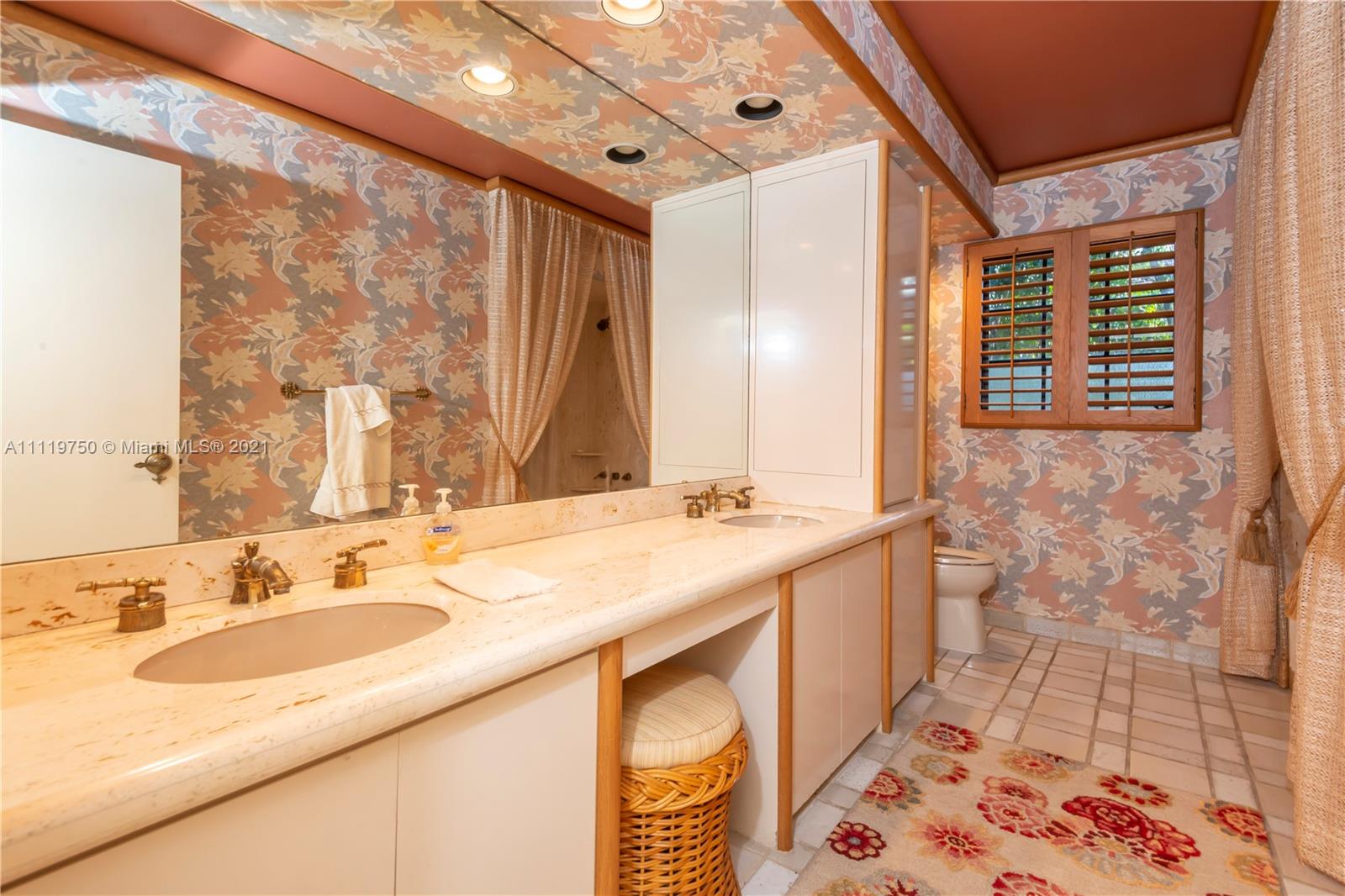 LA GORCE ISLAND - Residential