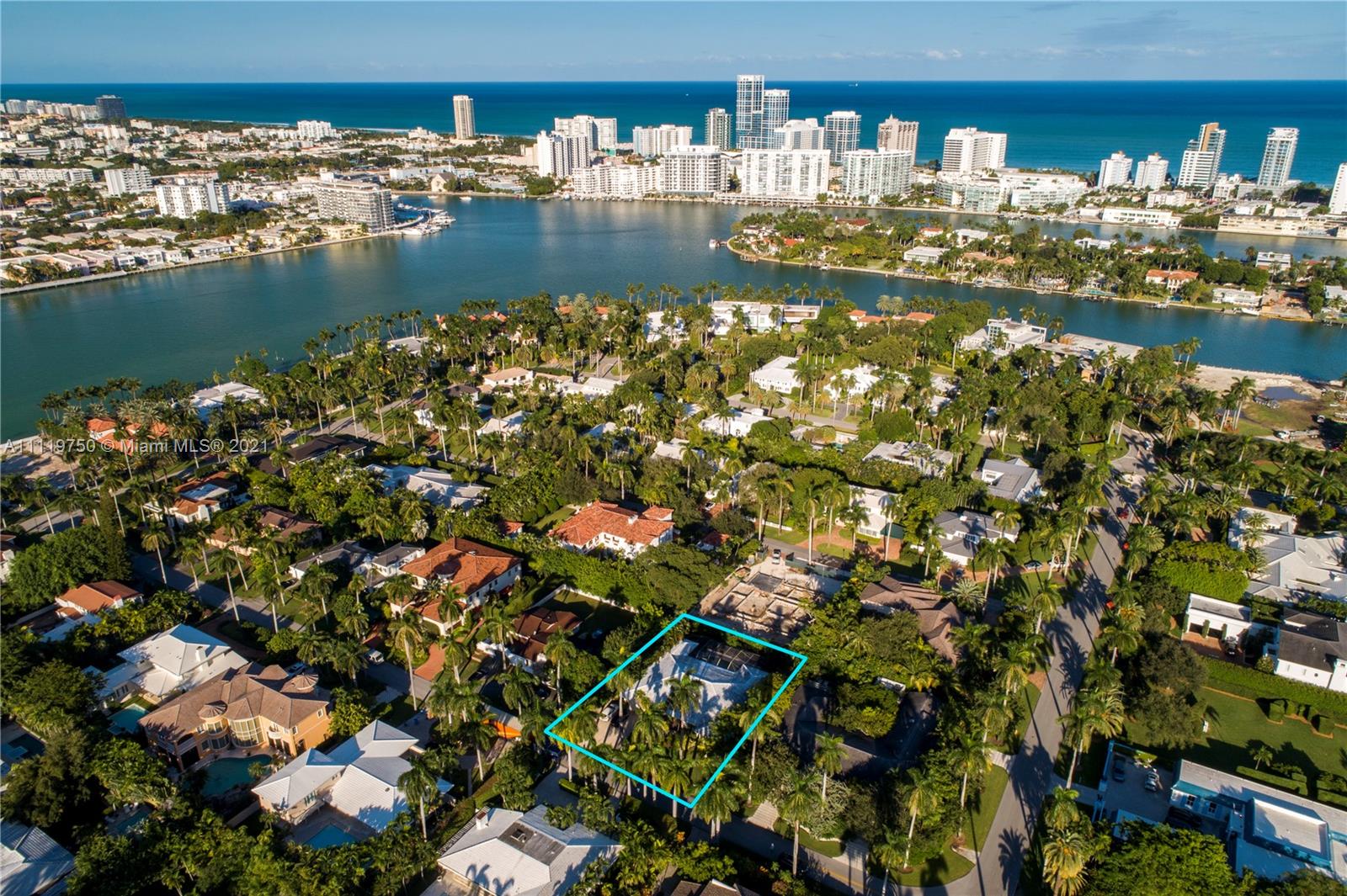 LA GORCE ISLAND - Residential