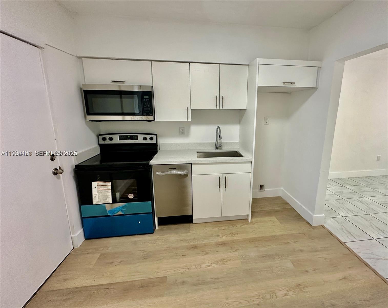 FLORAL PARK 1ST AMD PL - Residential Income