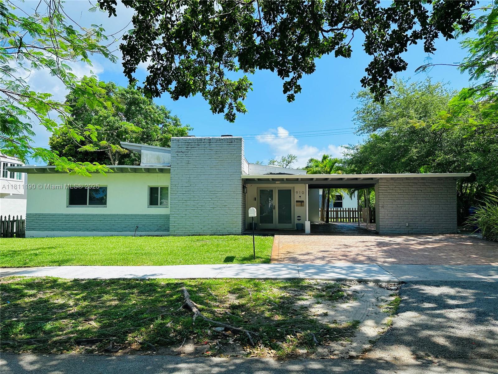 Rental Property at 910 Ne 81st St 910, Miami, Broward County, Florida - Bedrooms: 4 
Bathrooms: 3  - $6,900 MO.