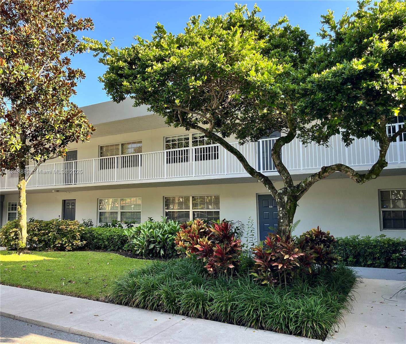 4280 Oaks Ter 203