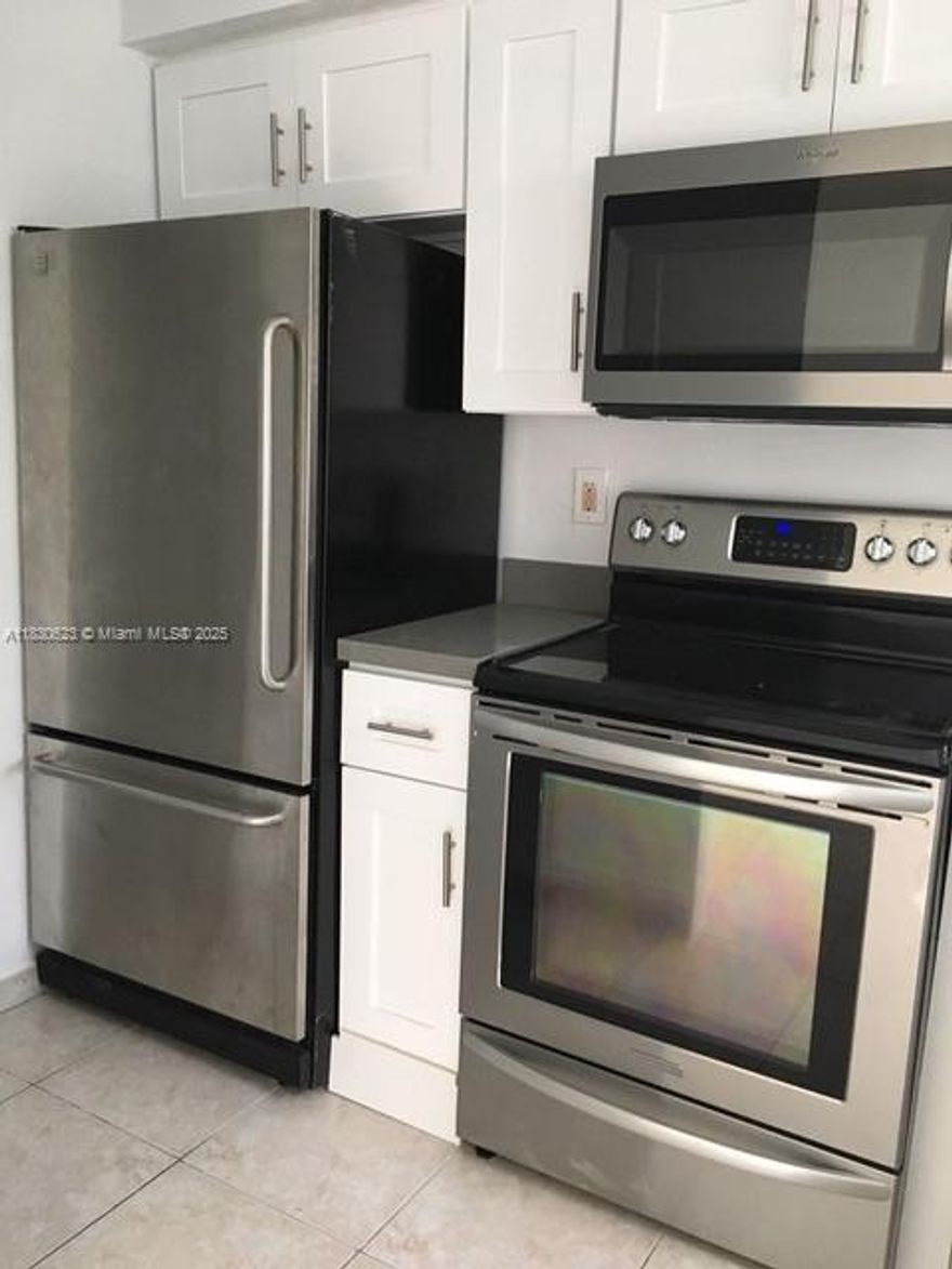 Nicely renovated three-unit apartment centrally located in Miami, near Miami Shores and El Portal.
New kitchen, baths, paint, and recently serviced central A/C. Rented for $2,640.