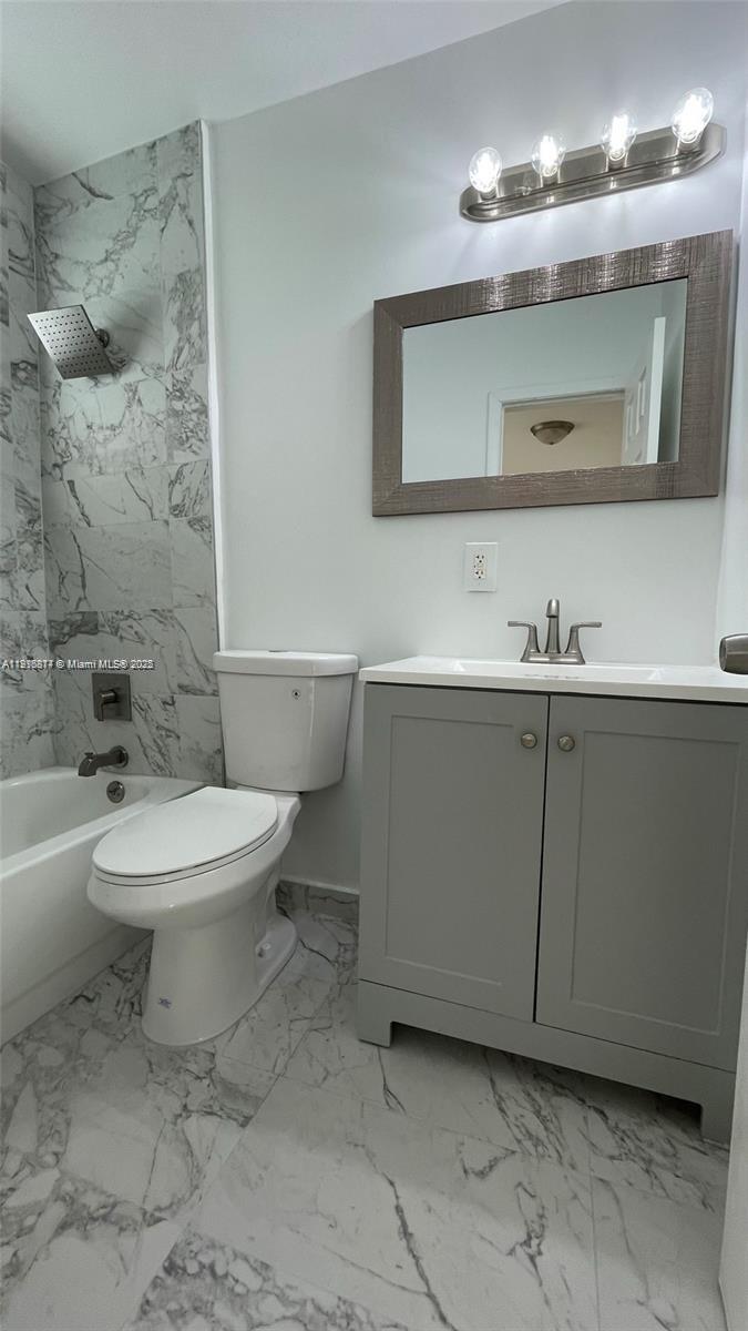 ROBERTSON PARK - Residential Income