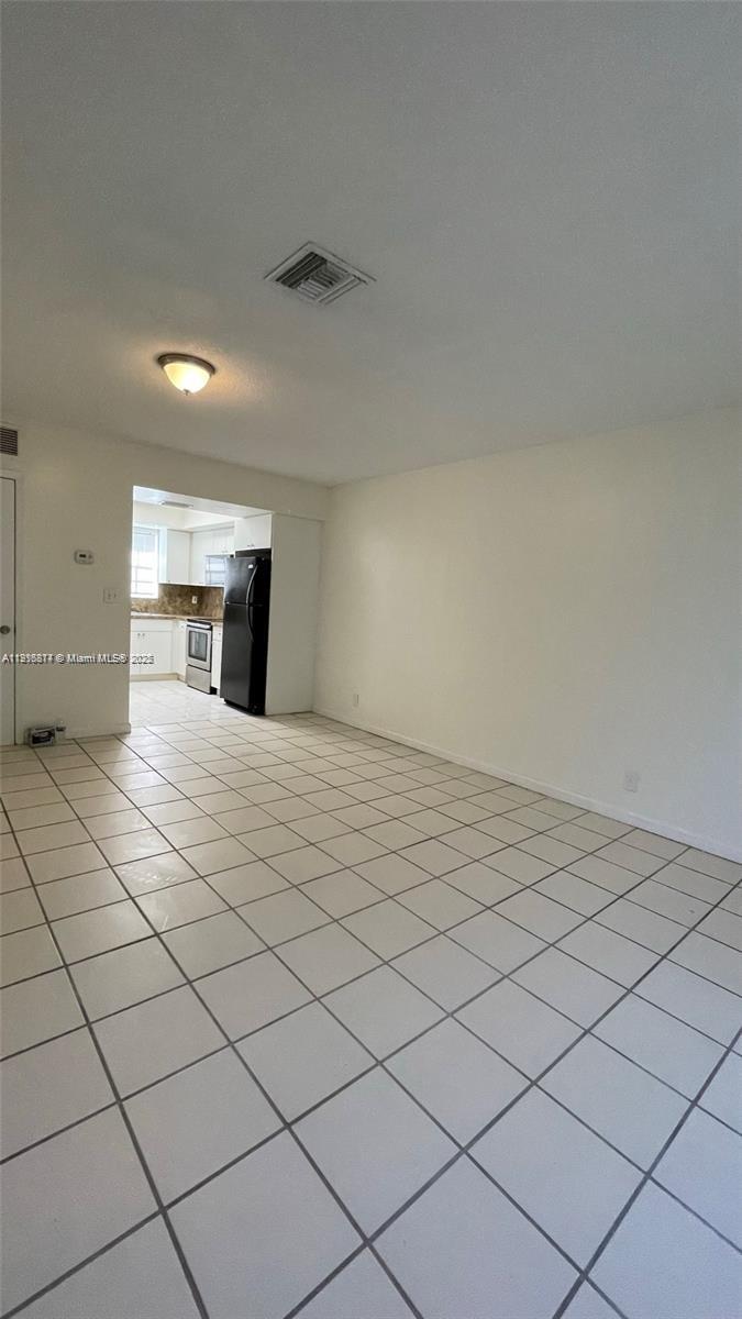 ROBERTSON PARK - Residential Income