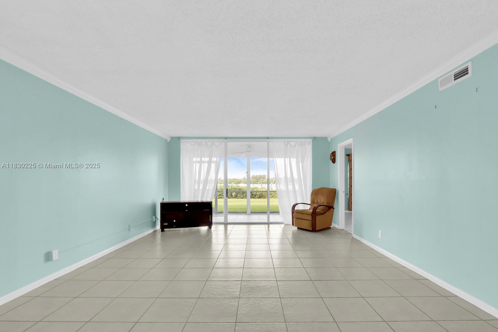 TARPON BAY YACHT CLUB CON - Residential