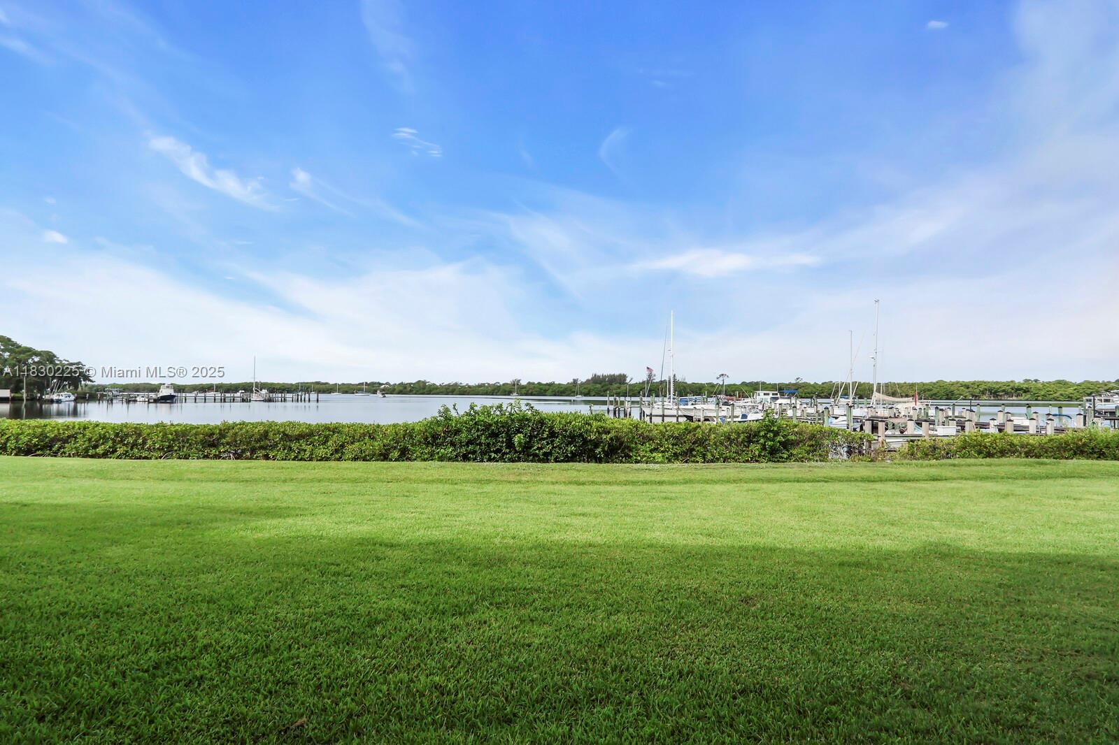 TARPON BAY YACHT CLUB CON - Residential
