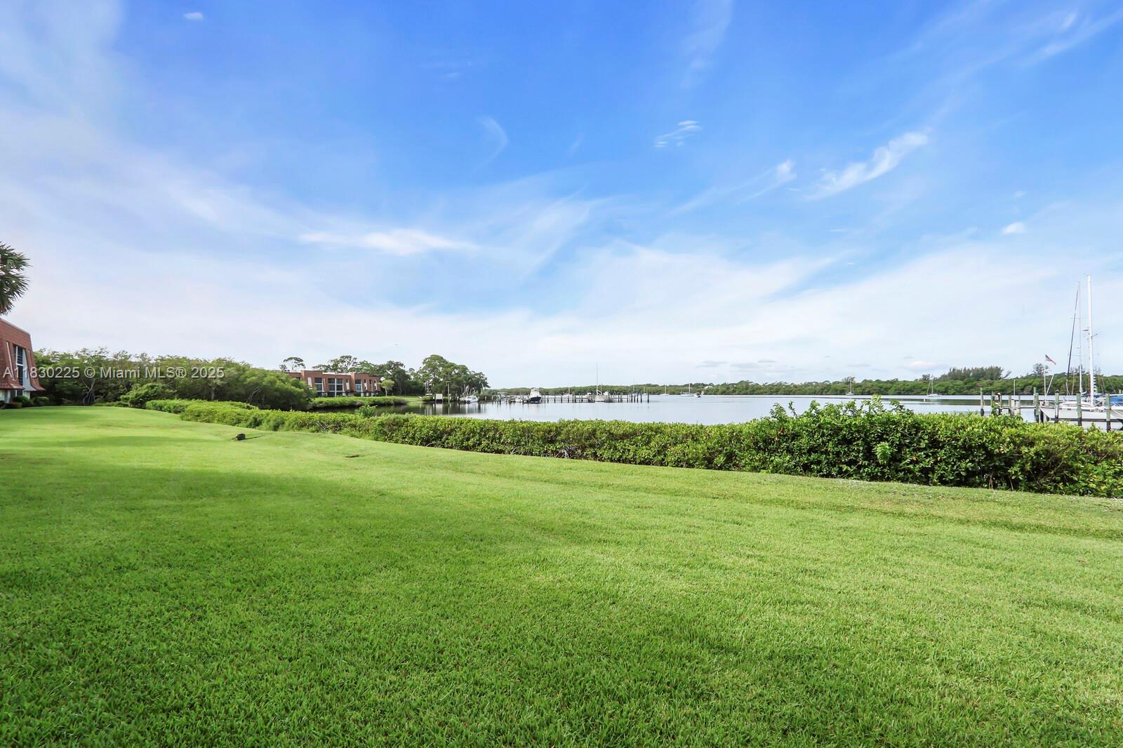 TARPON BAY YACHT CLUB CON - Residential