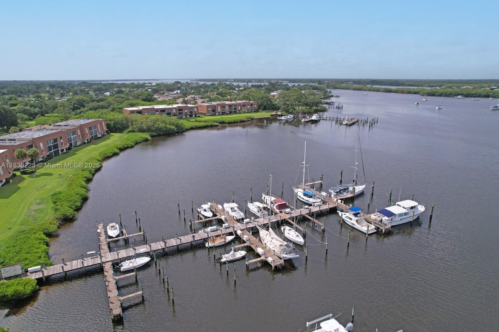 TARPON BAY YACHT CLUB CON - Residential