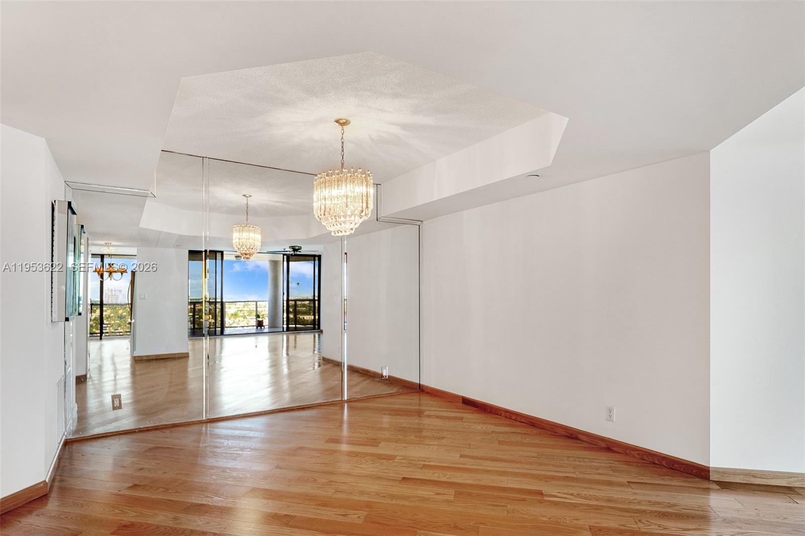 HARBOR TWS AT THE WATERWA - Residential