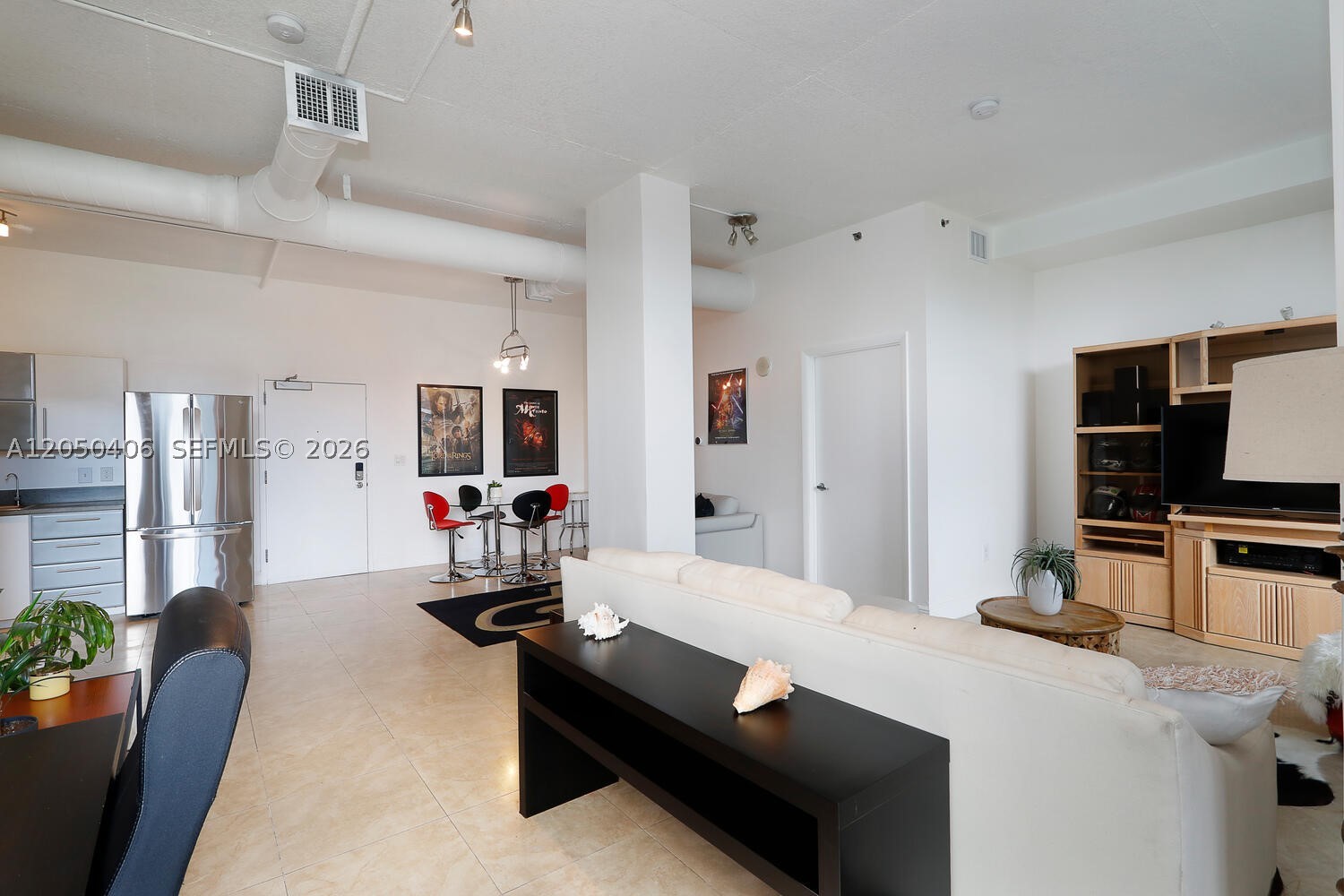 444 NE 30th St 502