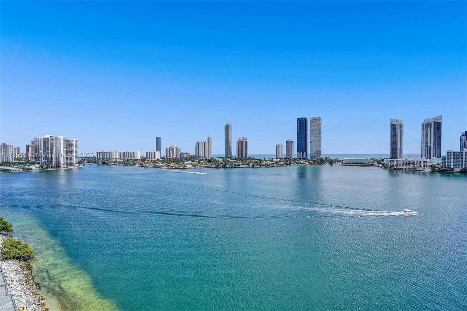 PRIVE CONDO - Residential Lease