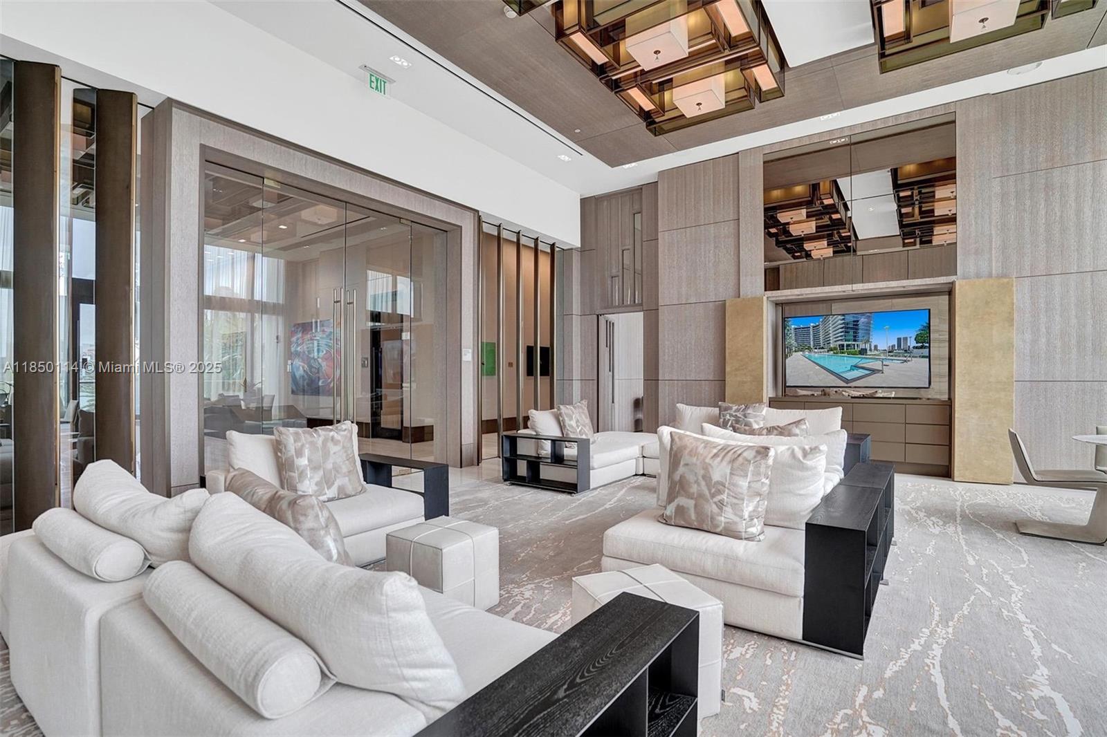 PRIVE CONDO - Residential Lease