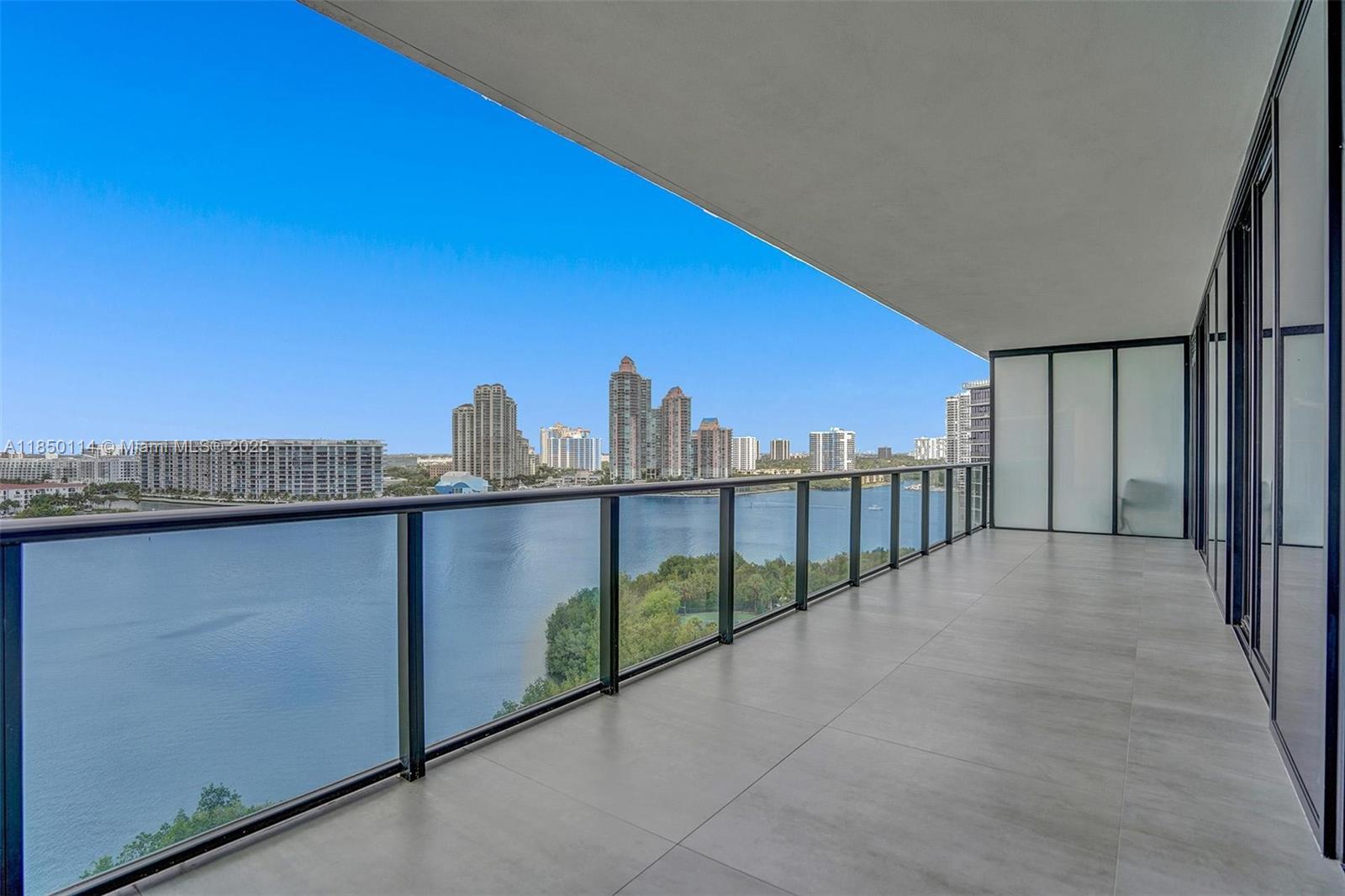 PRIVE CONDO - Residential Lease