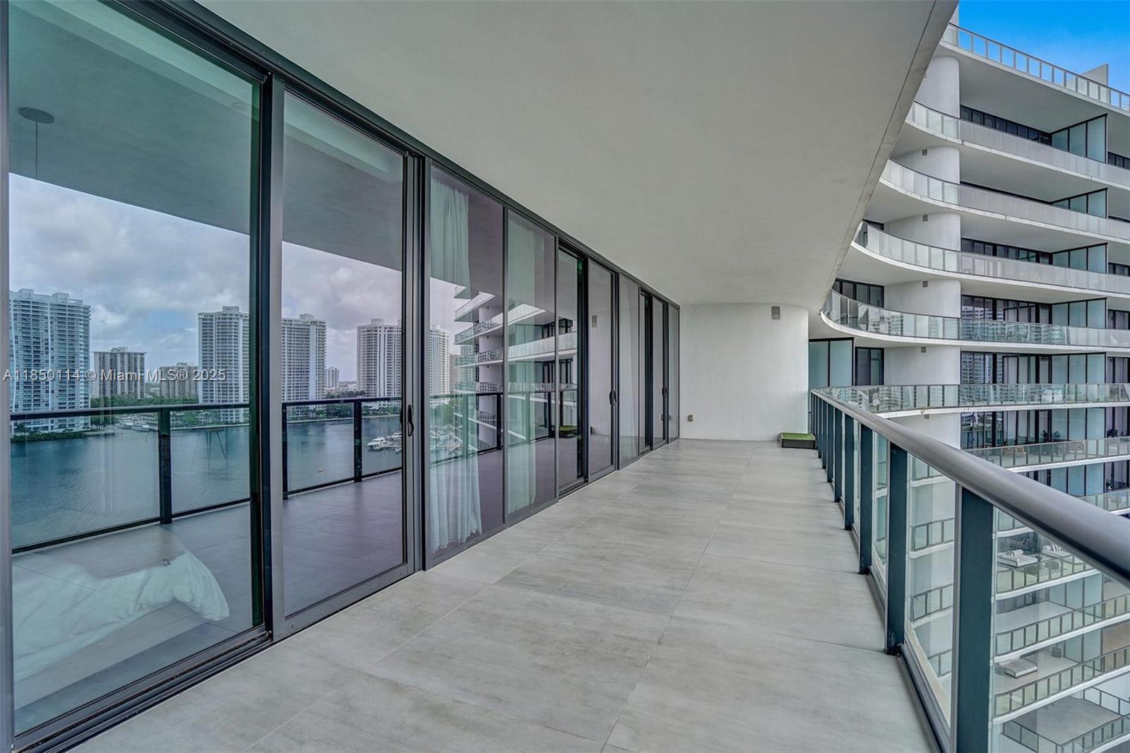 PRIVE CONDO - Residential Lease