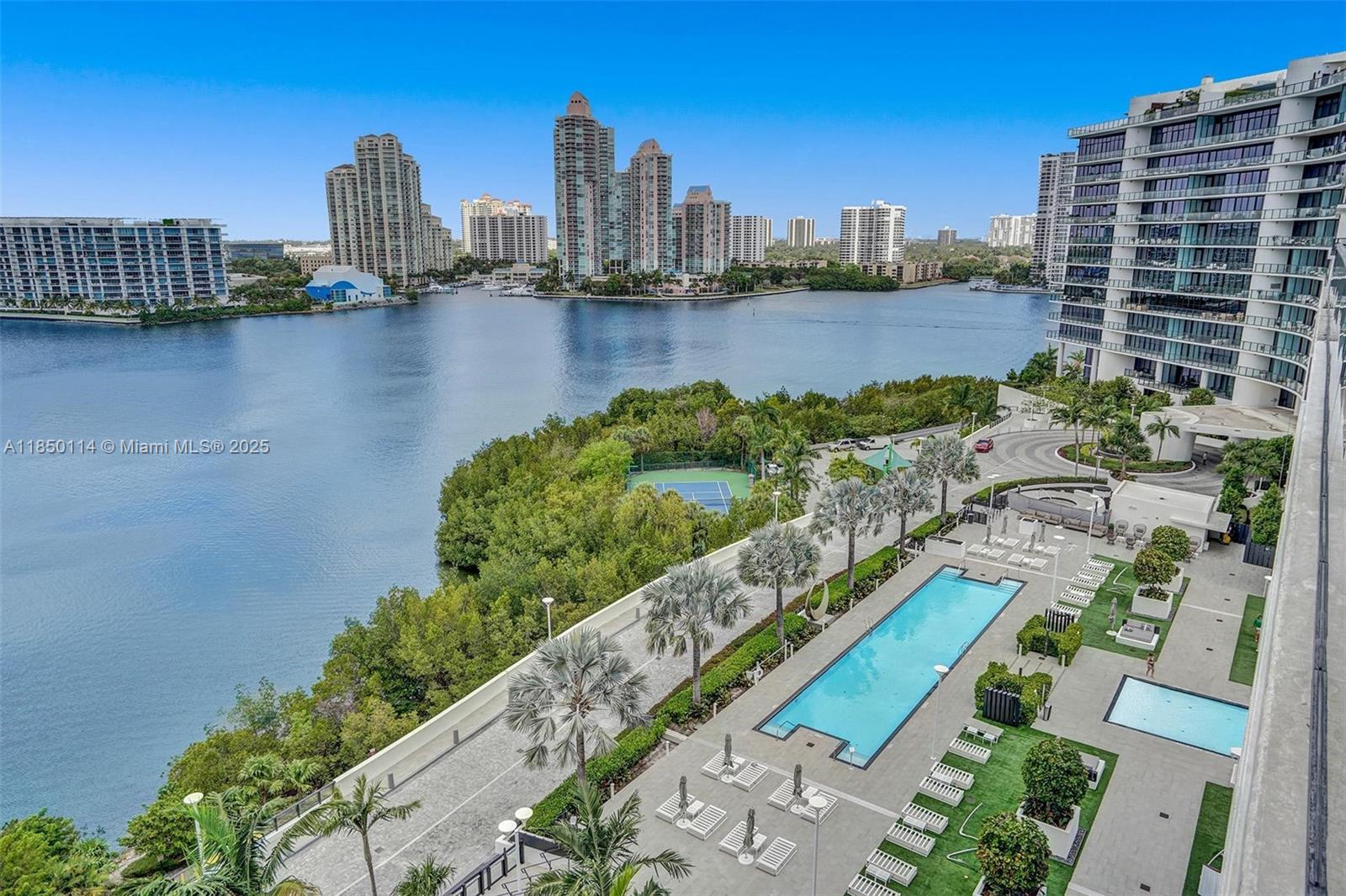 PRIVE CONDO - Residential Lease