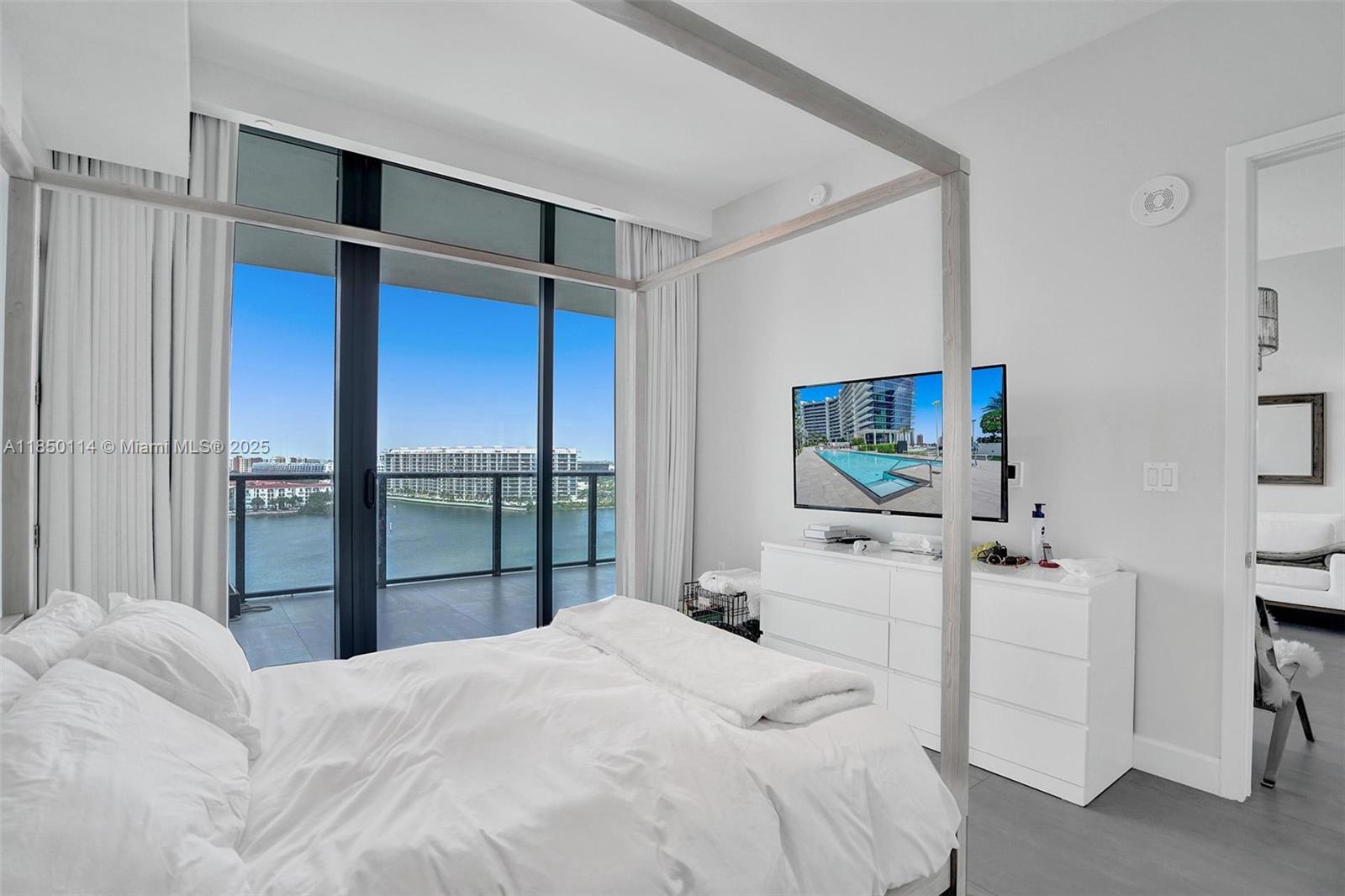 PRIVE CONDO - Residential Lease