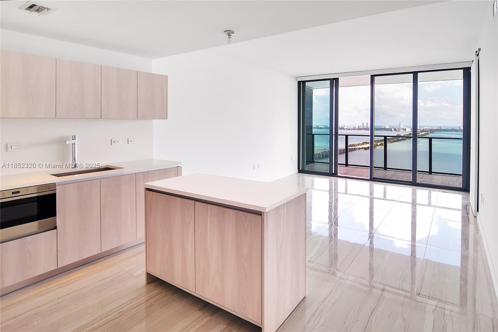 ONE PARAISO CONDO - Residential