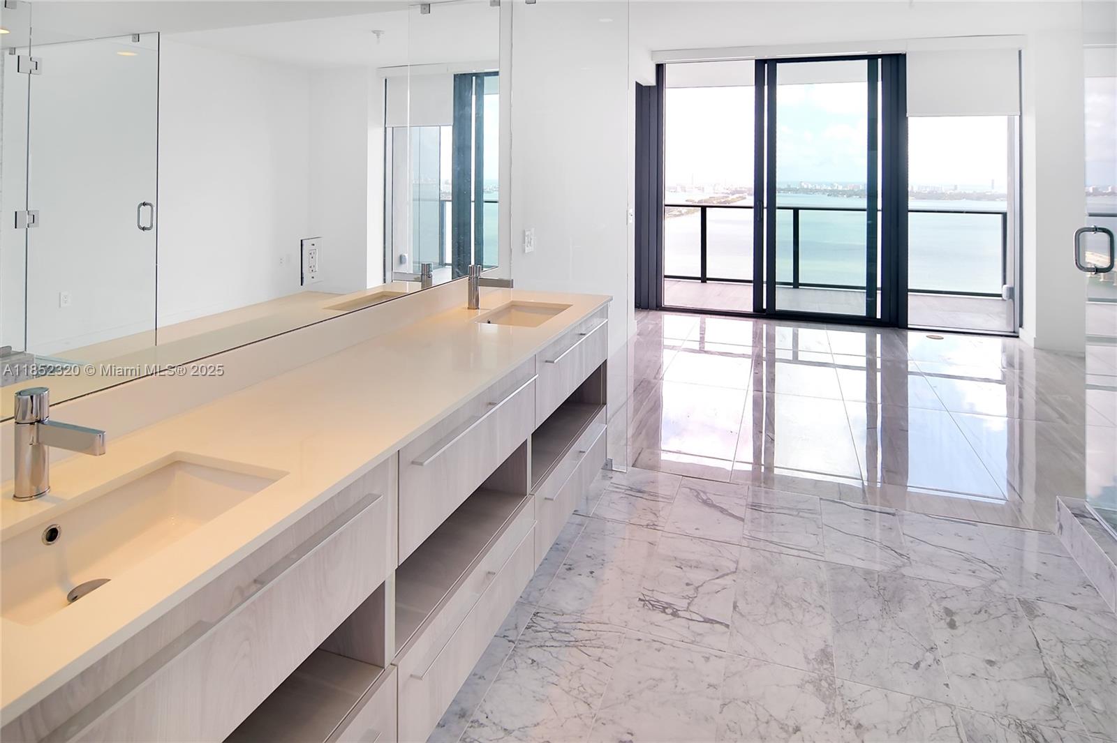 ONE PARAISO CONDO - Residential