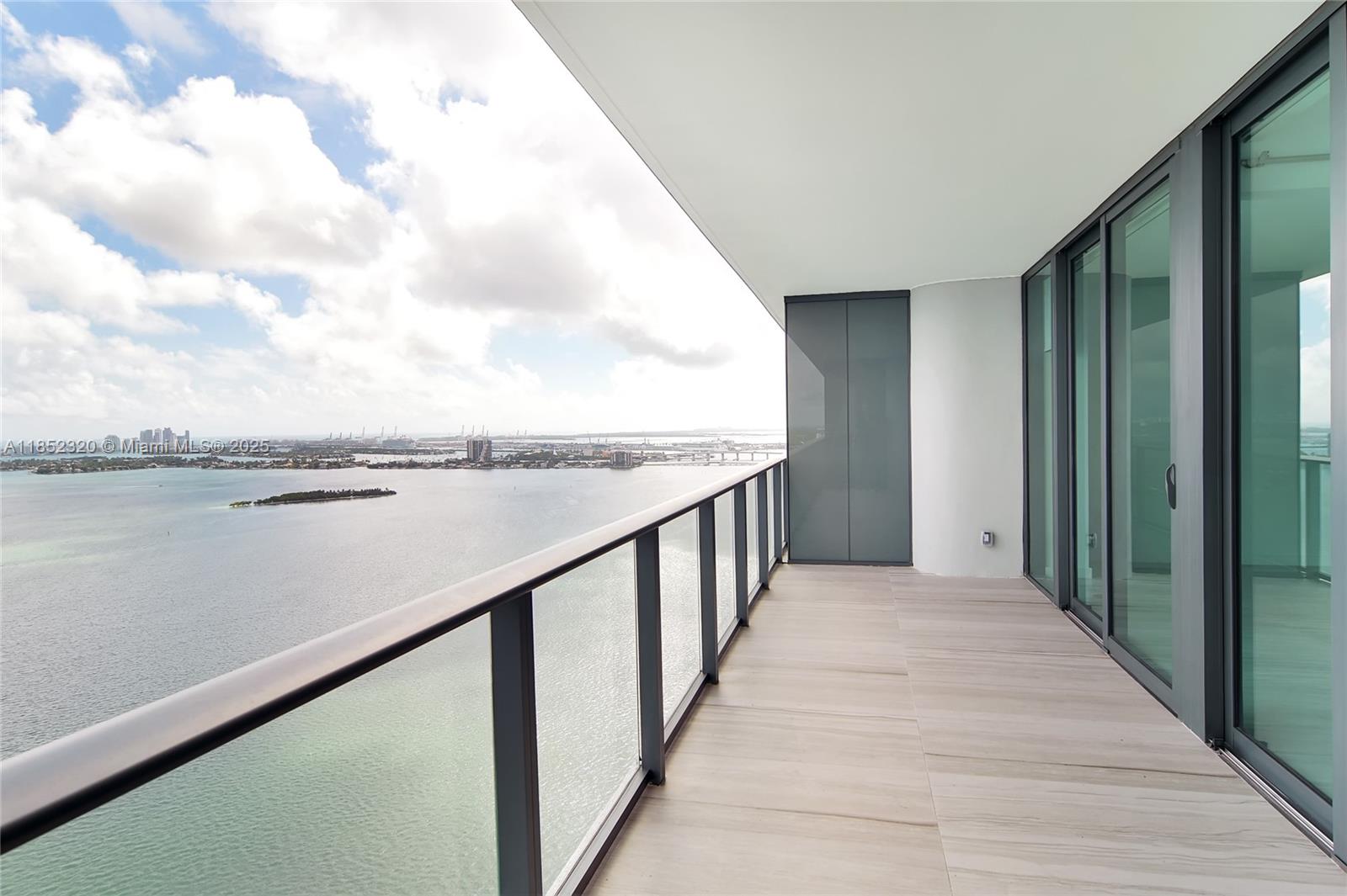 ONE PARAISO CONDO - Residential