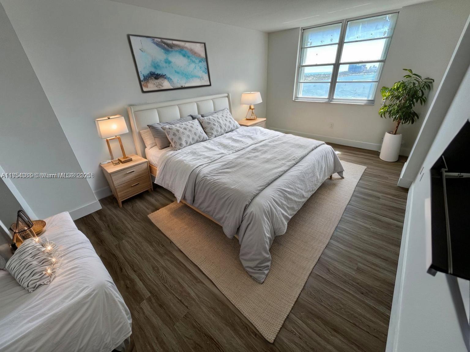 ARLEN HOUSE WEST CONDO - Residential