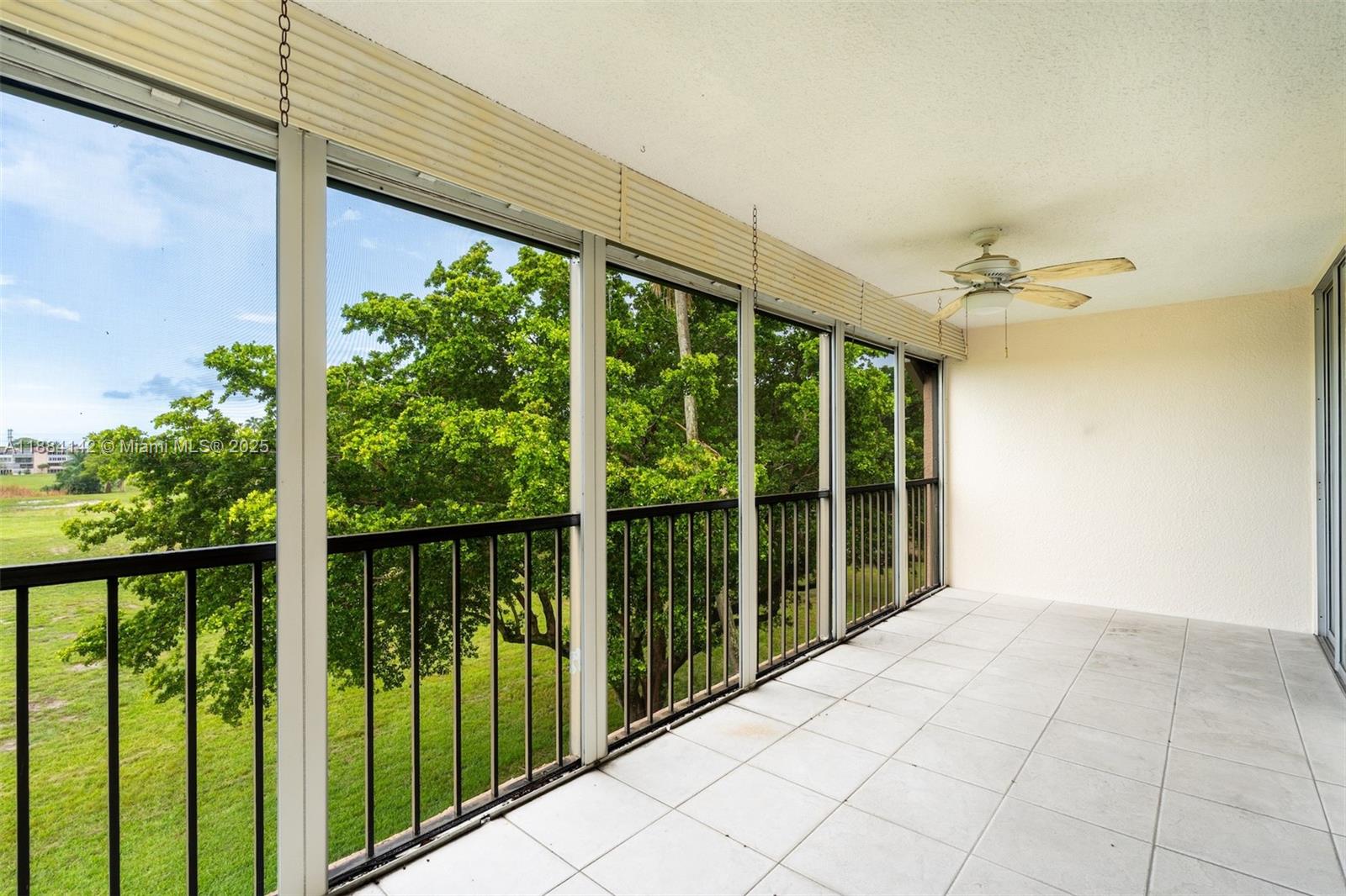PALM LAKES CONDO - Residential