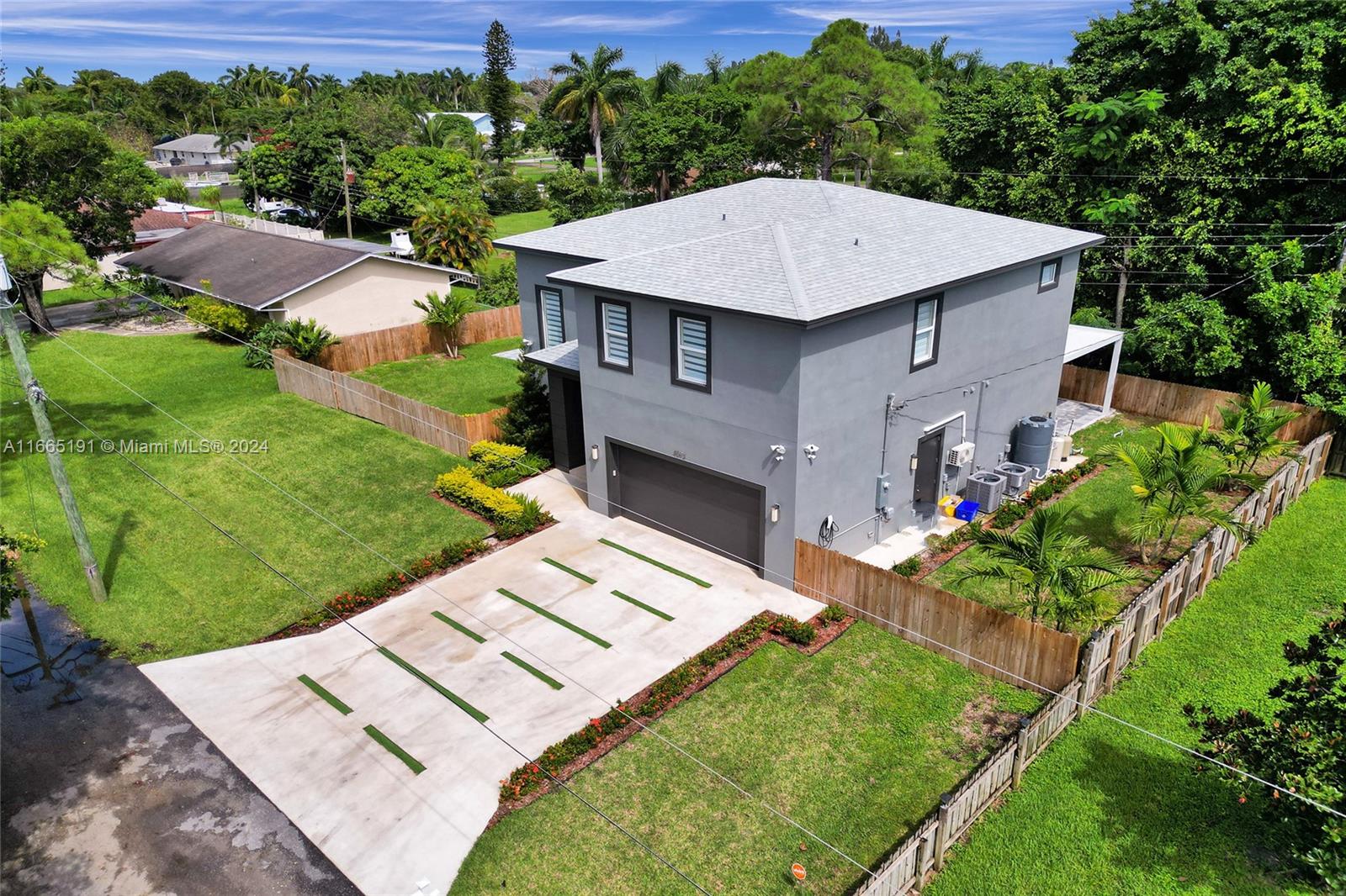 MEADOWGREEN TRAIL - Residential