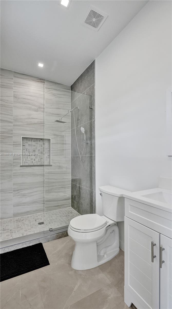 MEADOWGREEN TRAIL - Residential