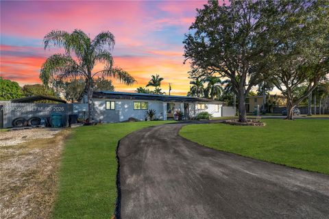 Photo of 17255 SW 299th St, Homestead, FL 33030 (MLS # A11943461)