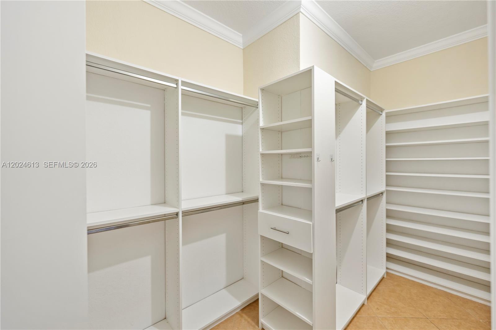 BELLAGIO AT VIZCAYA - Residential Lease