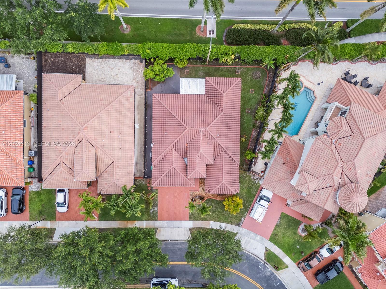 BELLAGIO AT VIZCAYA - Residential Lease