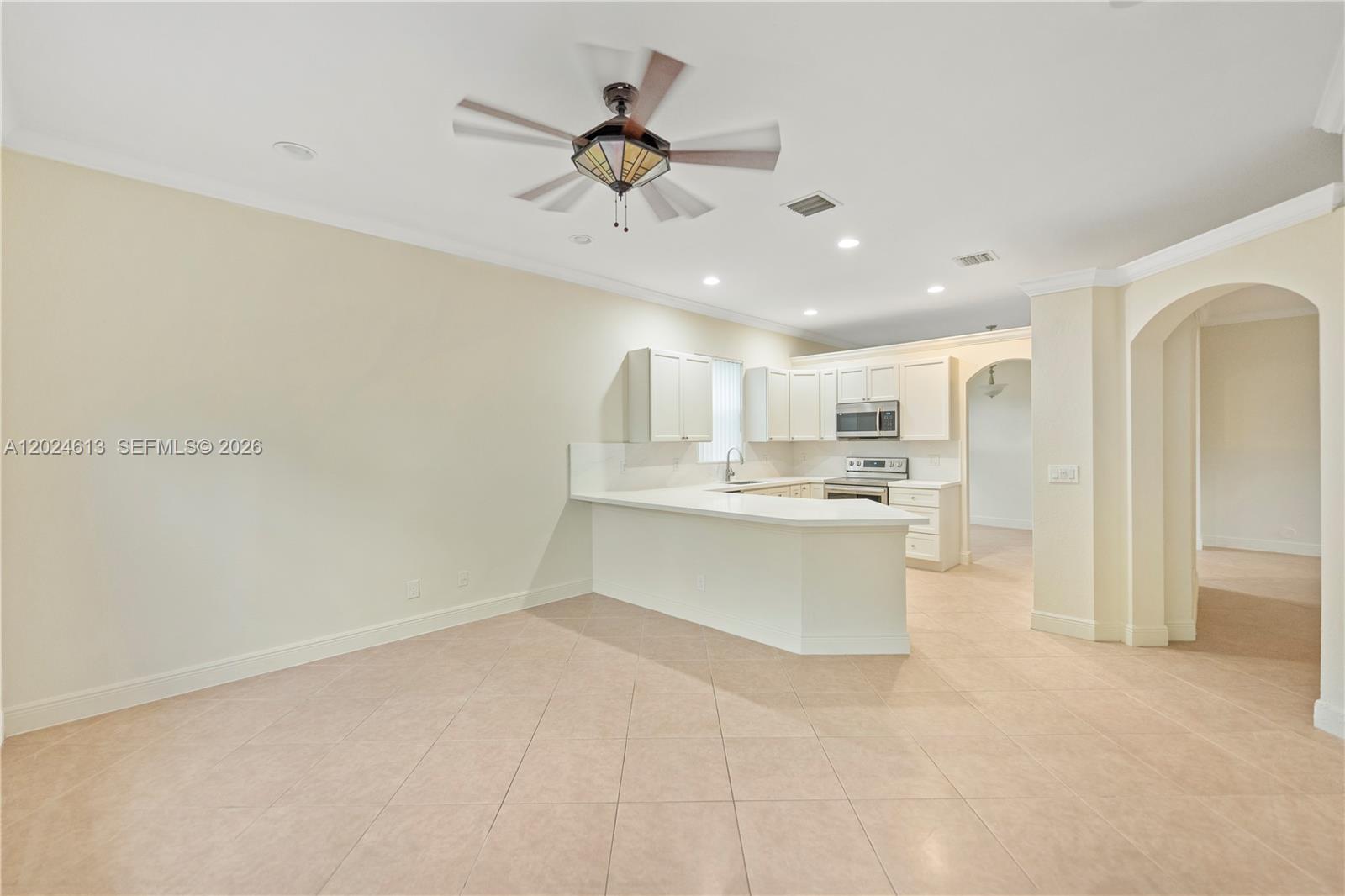 BELLAGIO AT VIZCAYA - Residential Lease