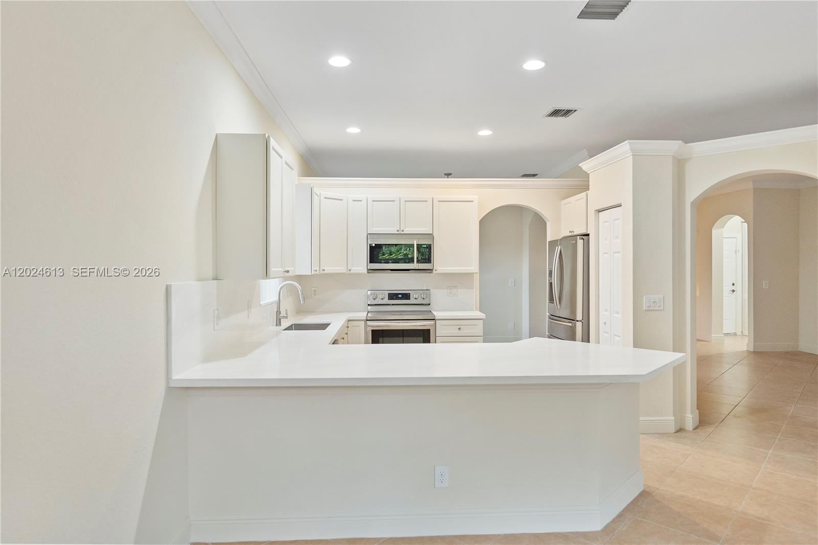 BELLAGIO AT VIZCAYA - Residential Lease