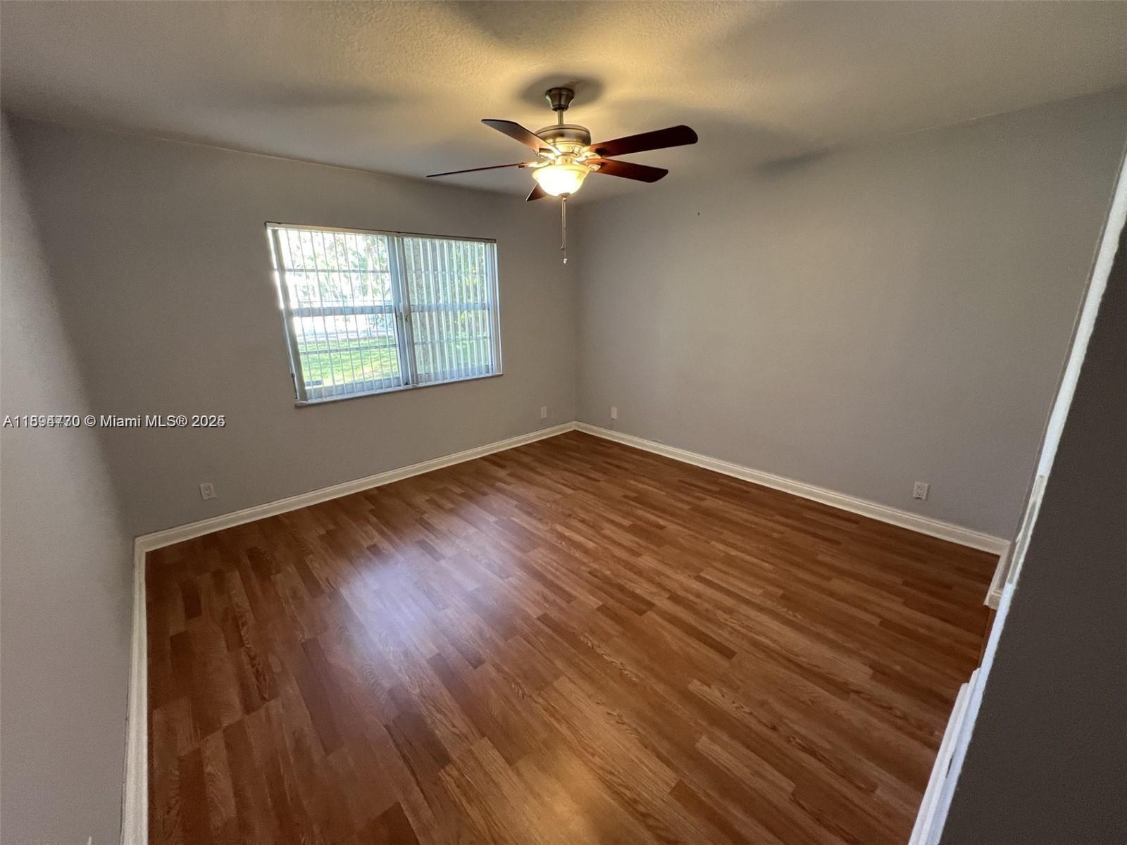 SHERWOOD SQUARE CONDOMINI - Residential Lease
