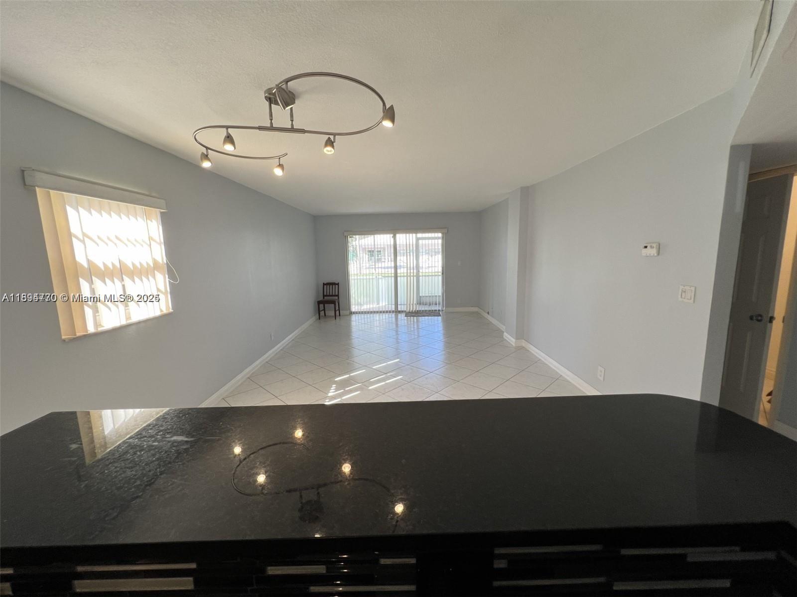 SHERWOOD SQUARE CONDOMINI - Residential Lease
