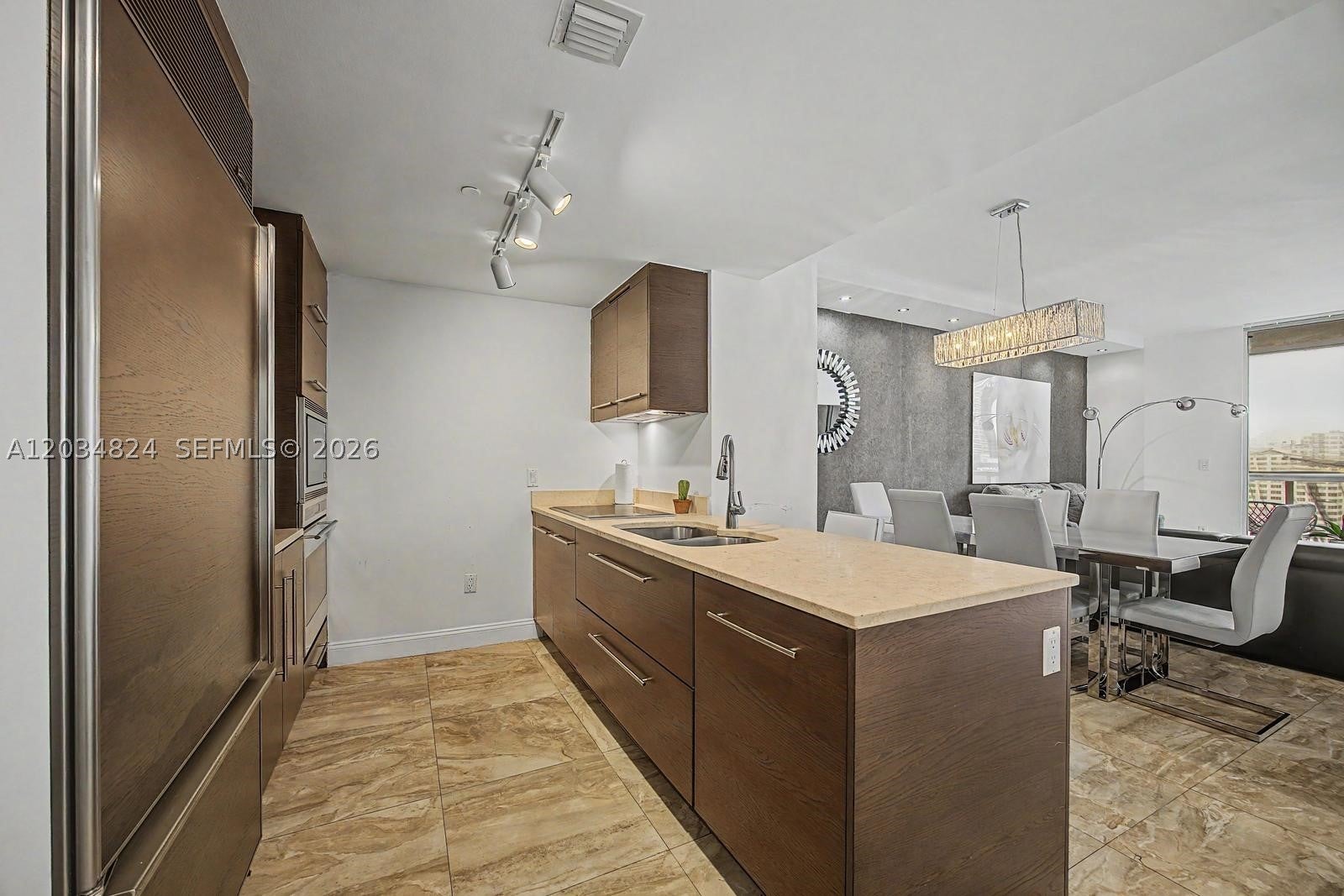 485 Brickell Ave 2009