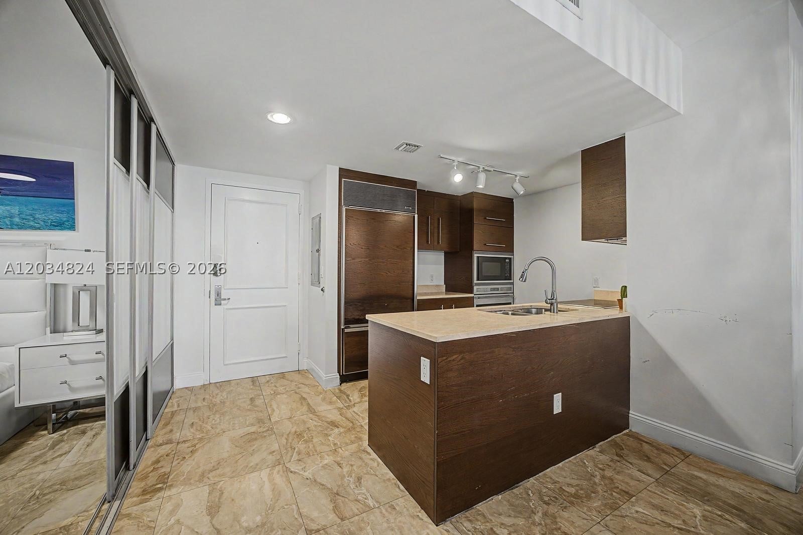 485 Brickell Ave 2009