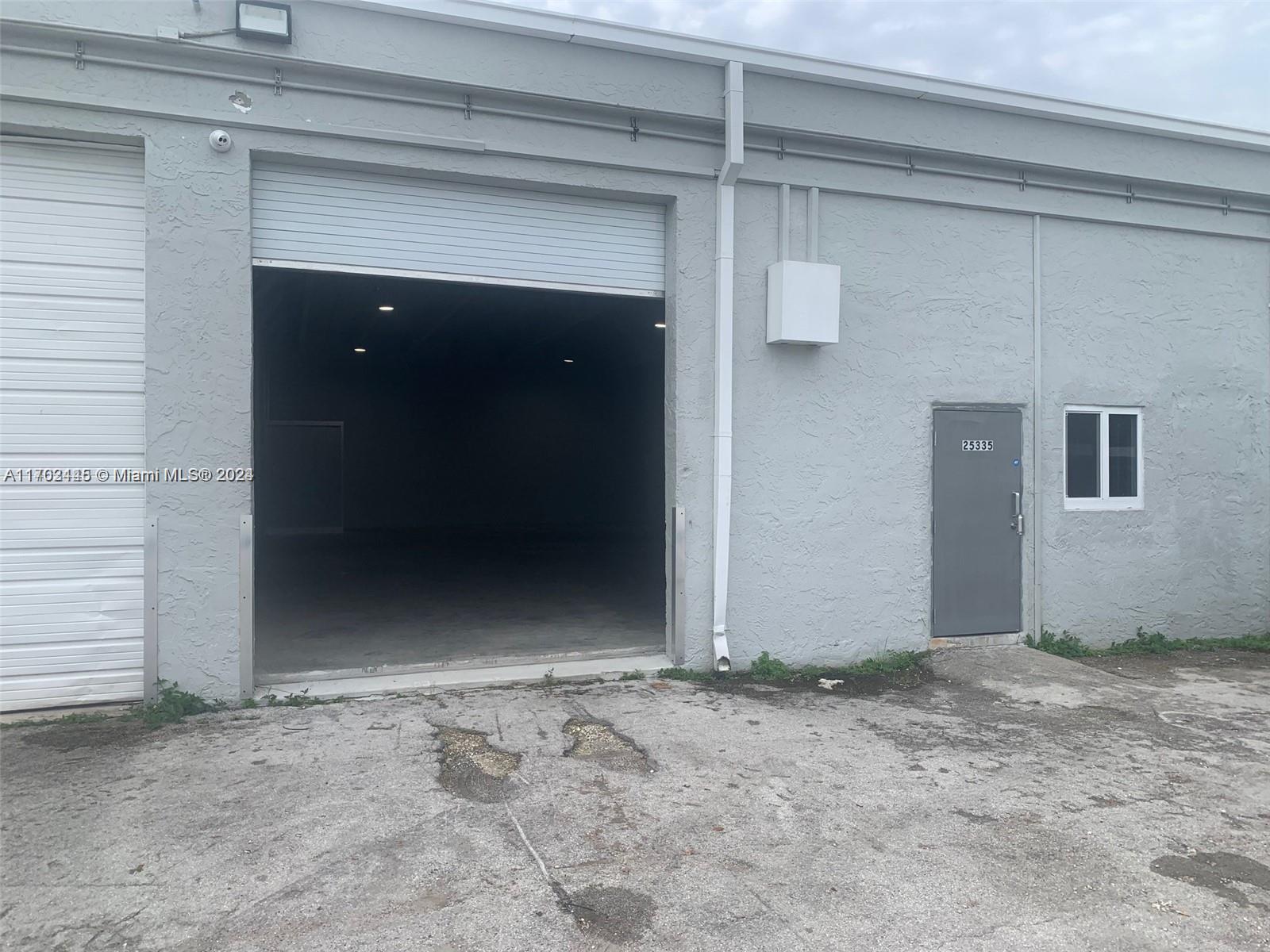 Light manufacturing 1890 SQFT, well maintained, new rolling door. Ready for occupancy. Additional sqft available, if needed.
