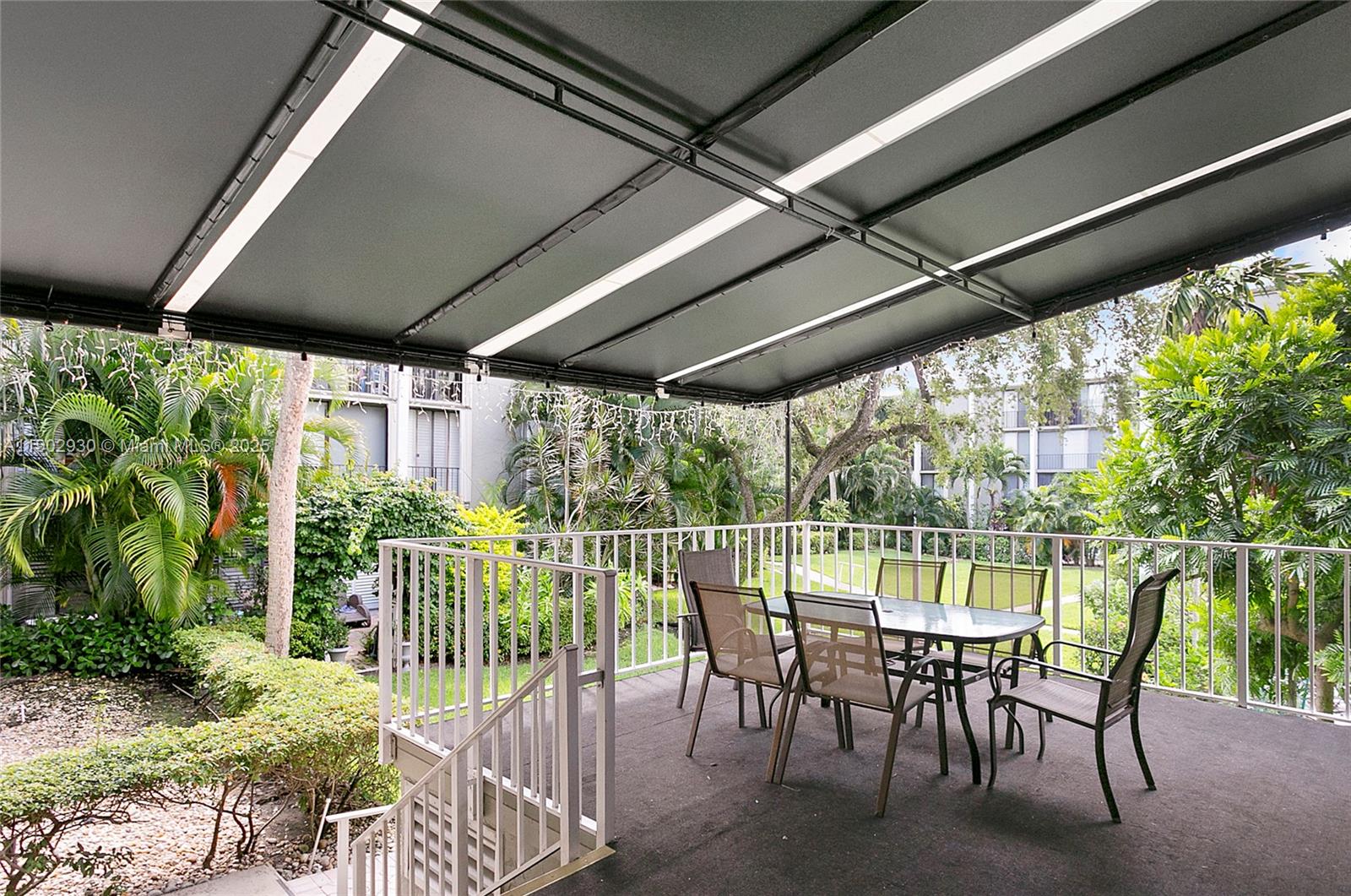 CORINTHIAN GARDENS INC CO - Residential Lease