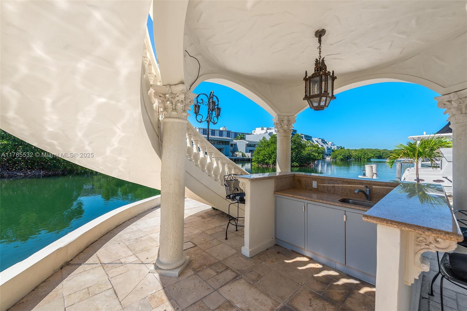 ATLANTIC ISLAND - Residential