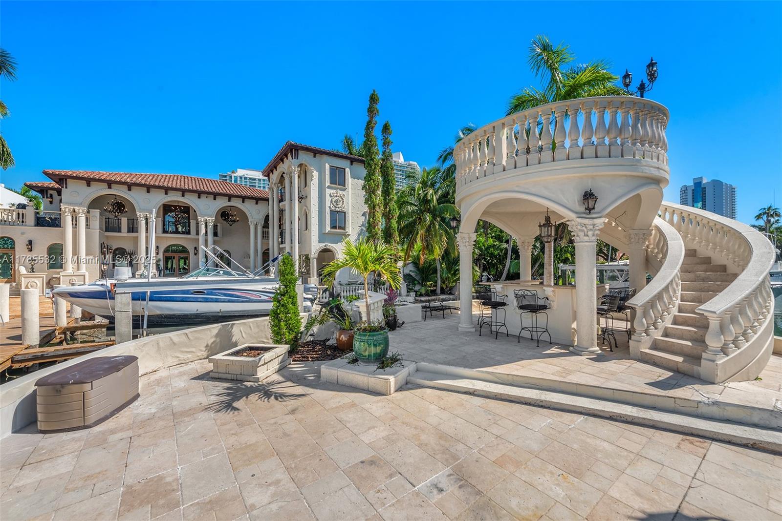 ATLANTIC ISLAND - Residential