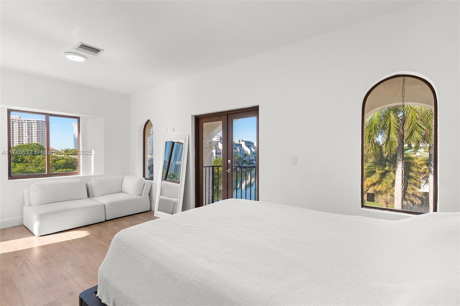 ATLANTIC ISLAND - Residential