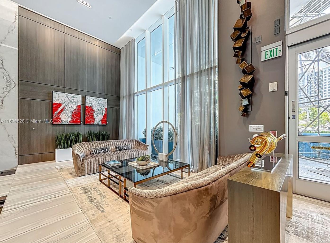 LAS OLAS RIVER HOUSE COND - Residential