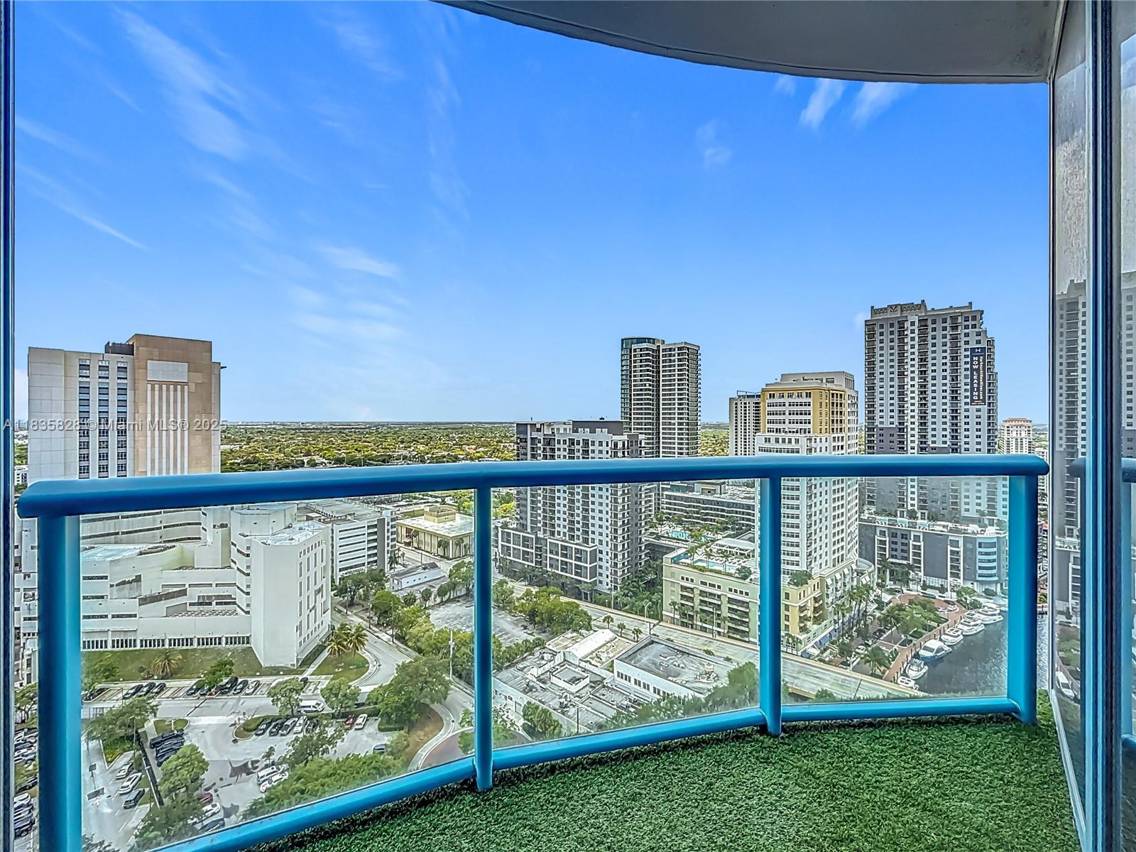 LAS OLAS RIVER HOUSE COND - Residential