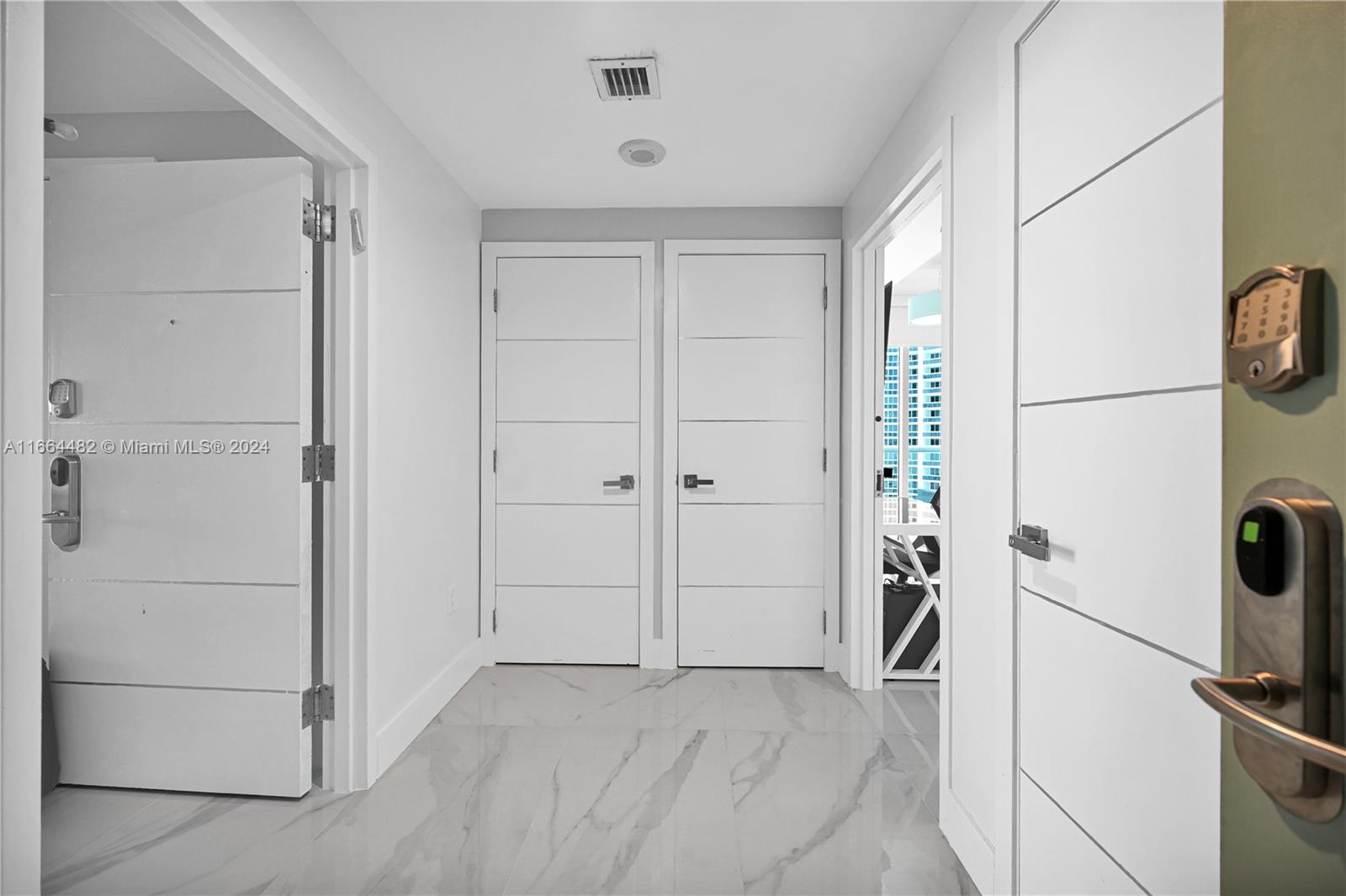 SOLE CONDO - Residential