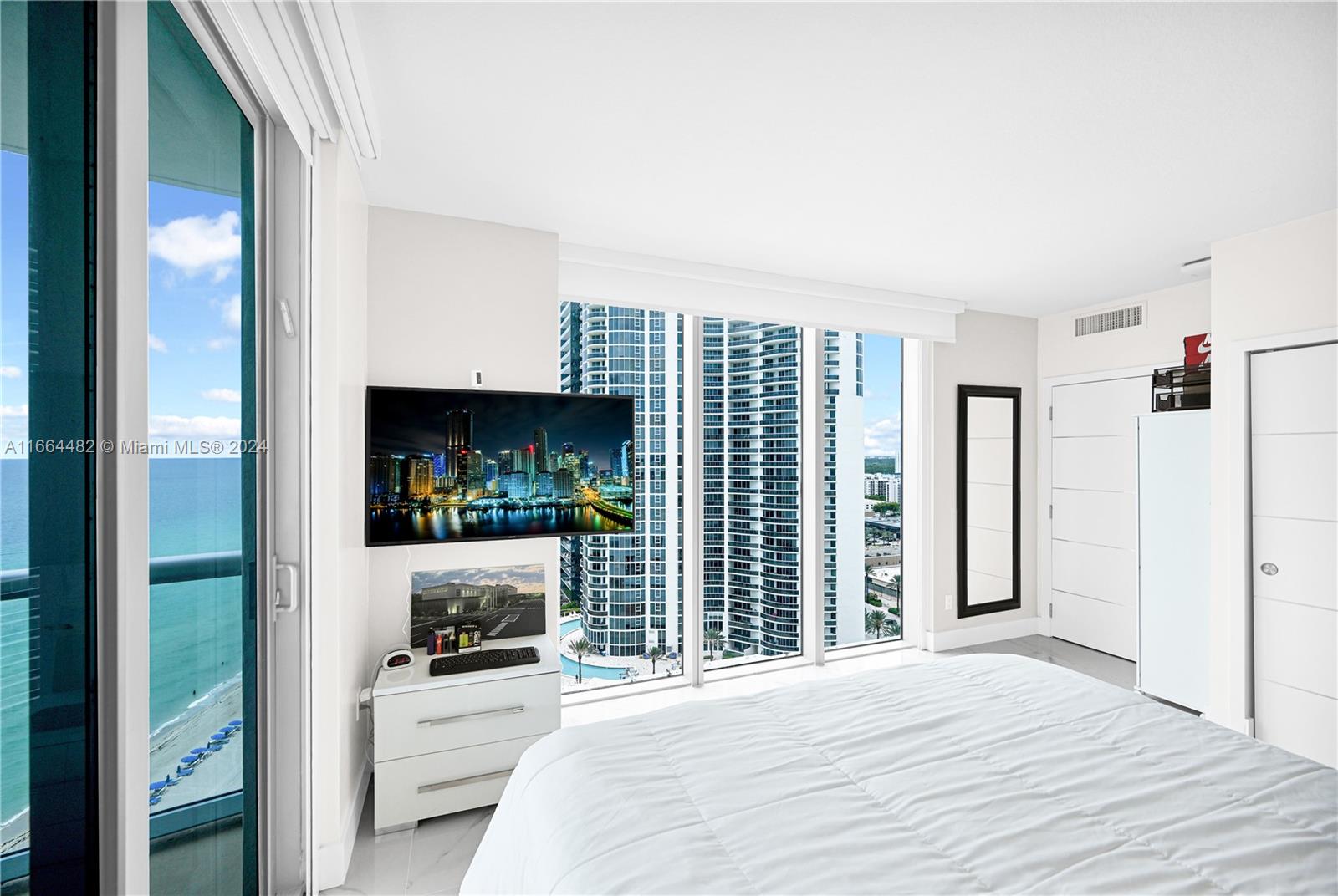 SOLE CONDO - Residential
