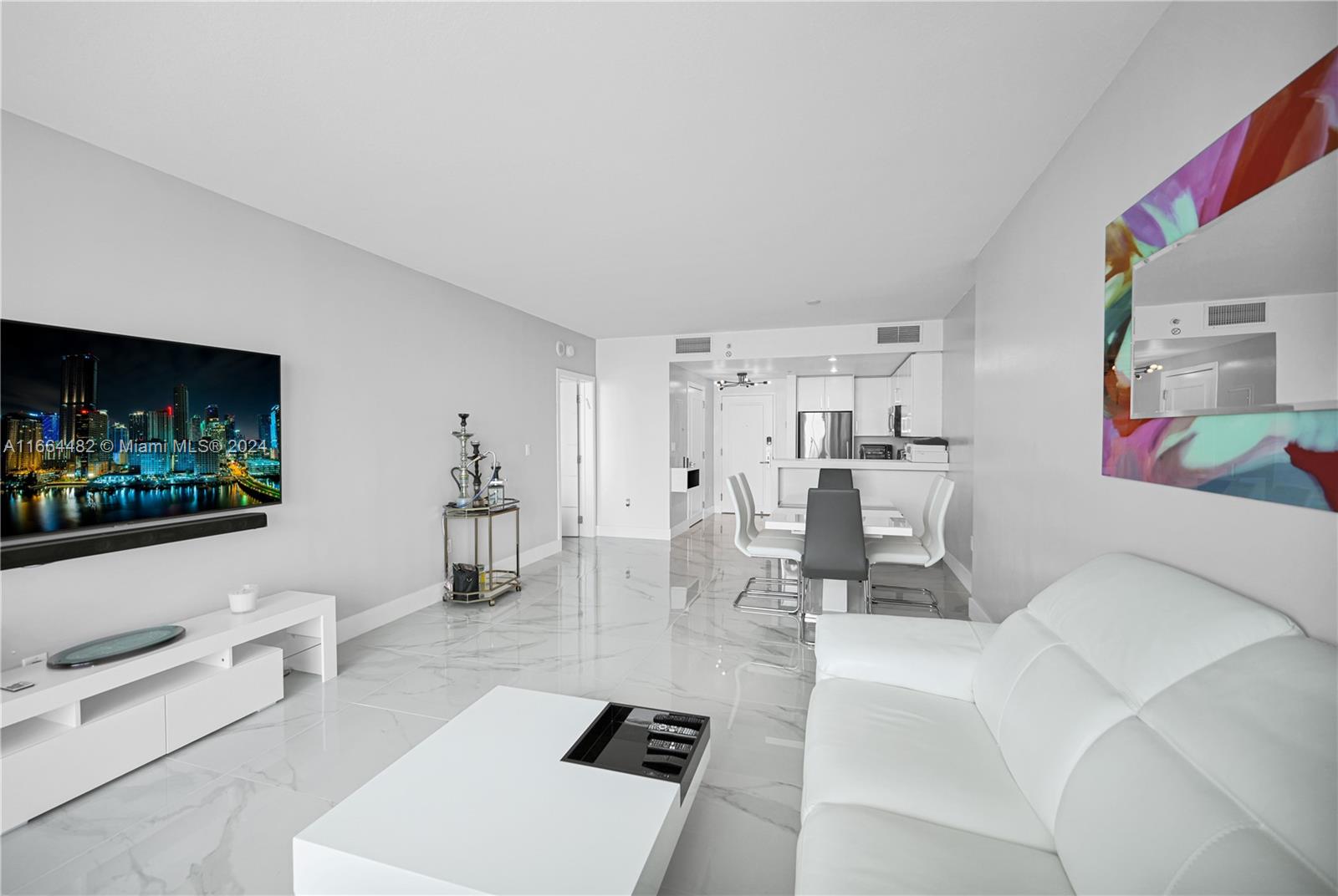 SOLE CONDO - Residential