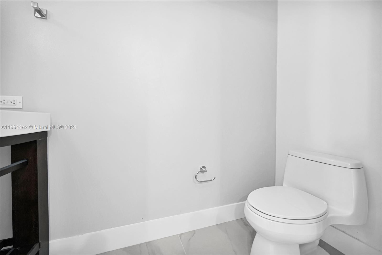 SOLE CONDO - Residential
