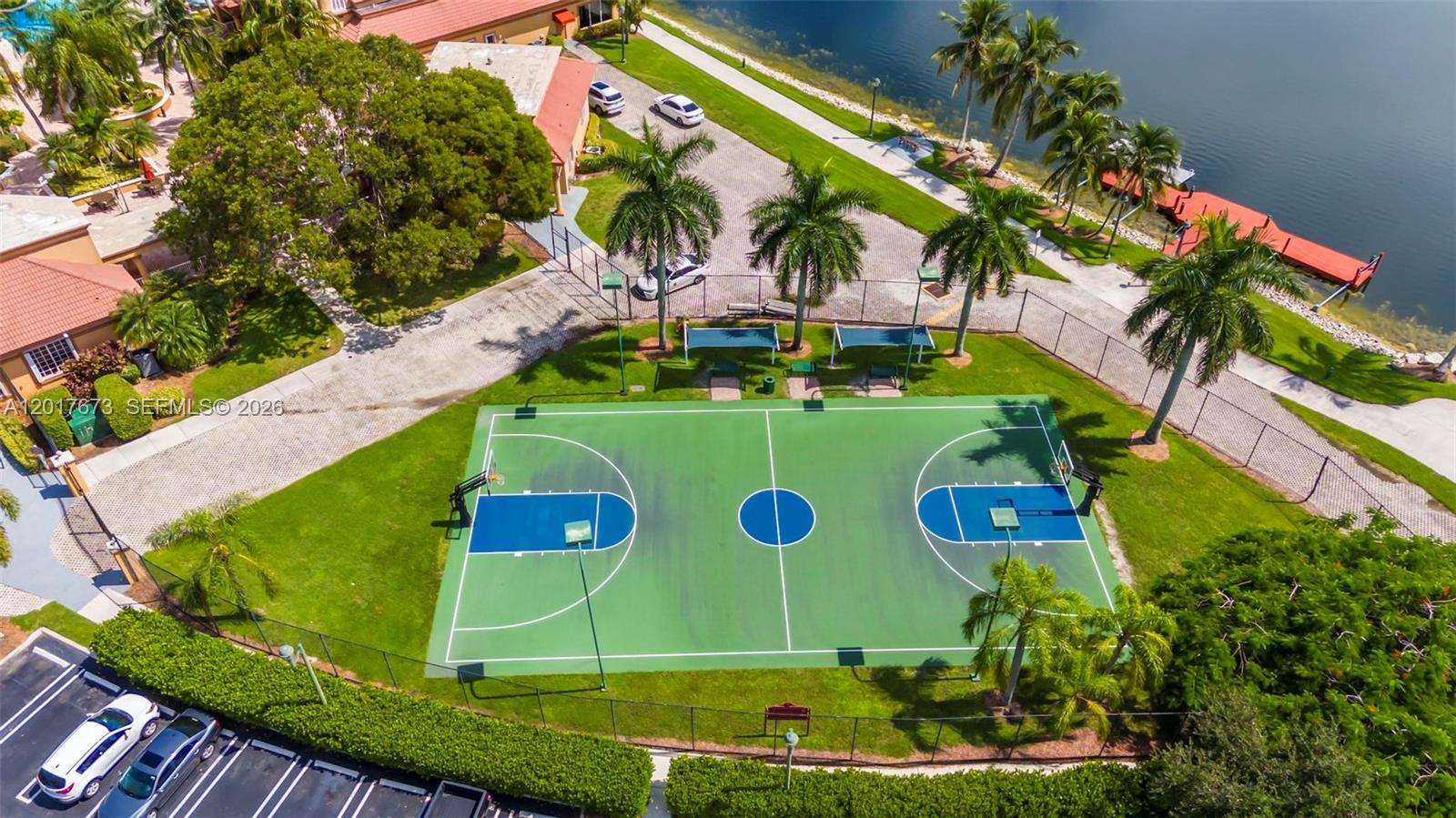 SUNSET LAKES PLAT TWO - Residential